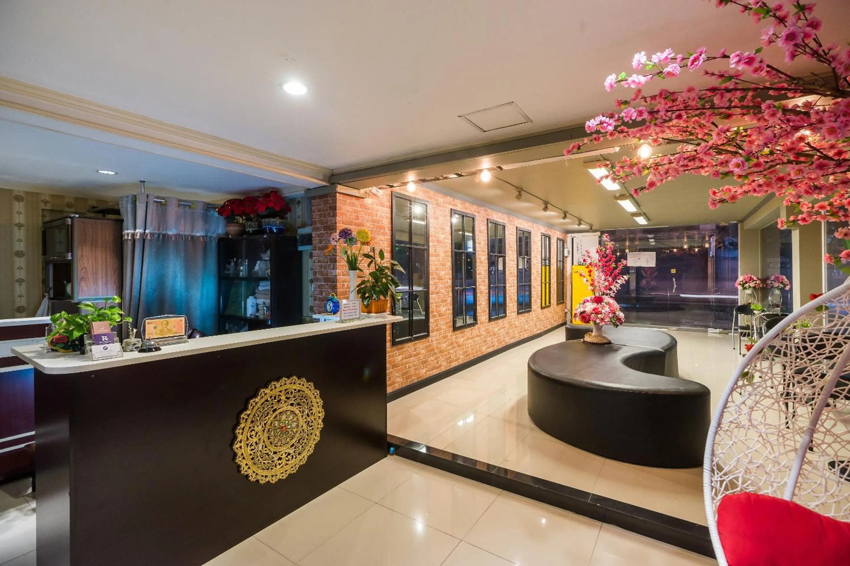 Lobby or reception in The Corner Ratchada