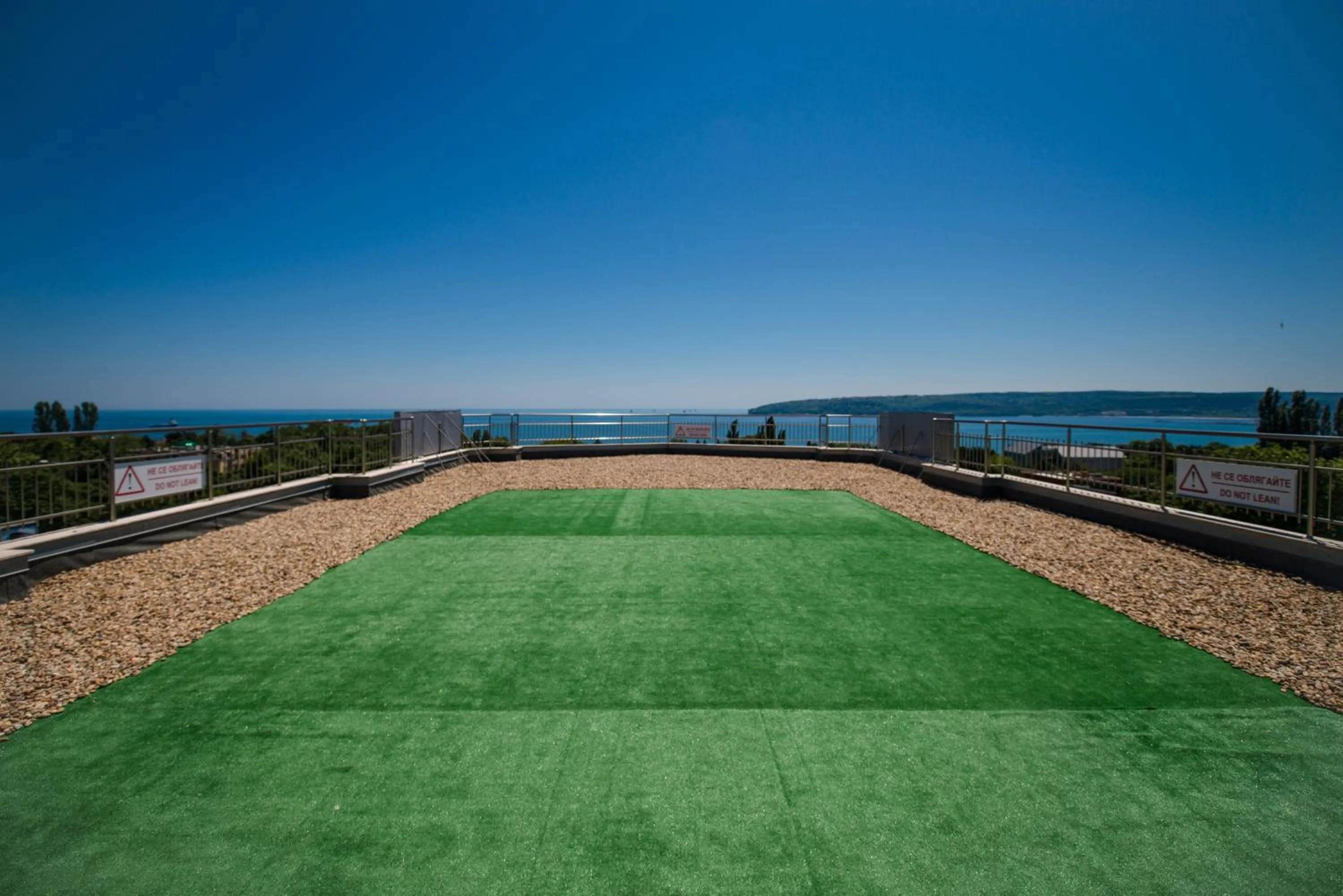 Balcony/Terrace in Amiral Hotel