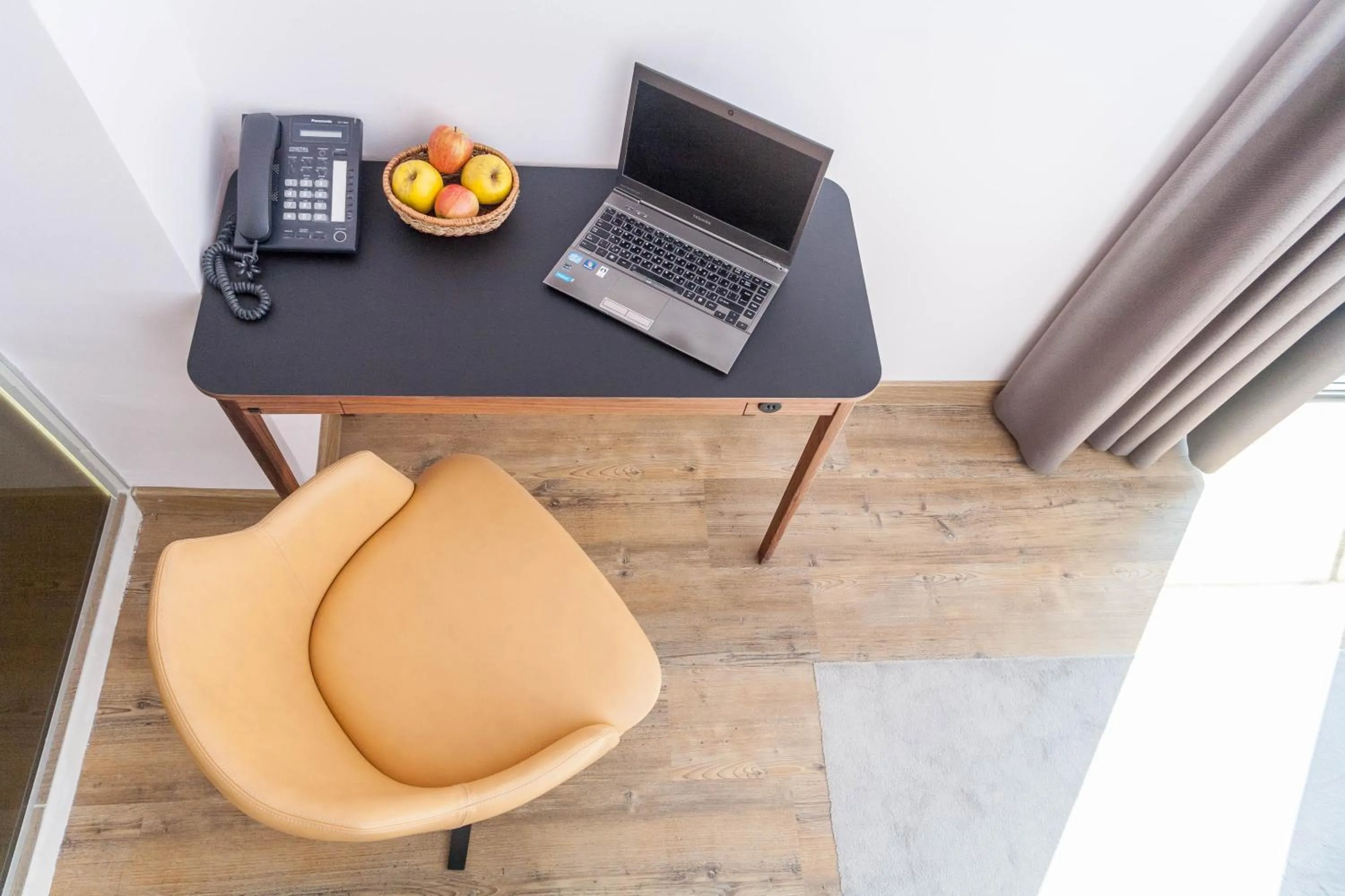 Seating area in Amiral Hotel