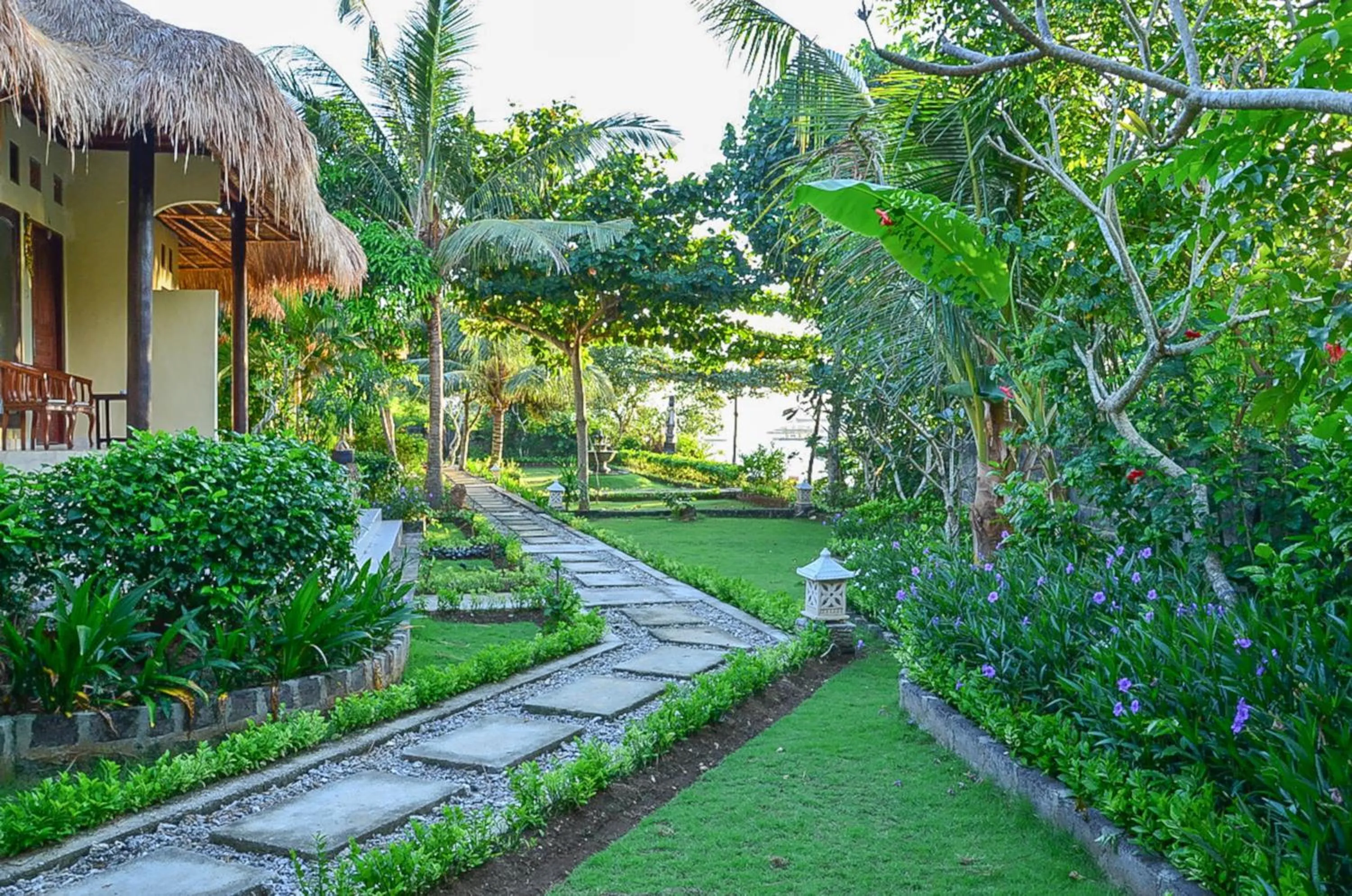 Garden in Tamarind Beach Bungalow
