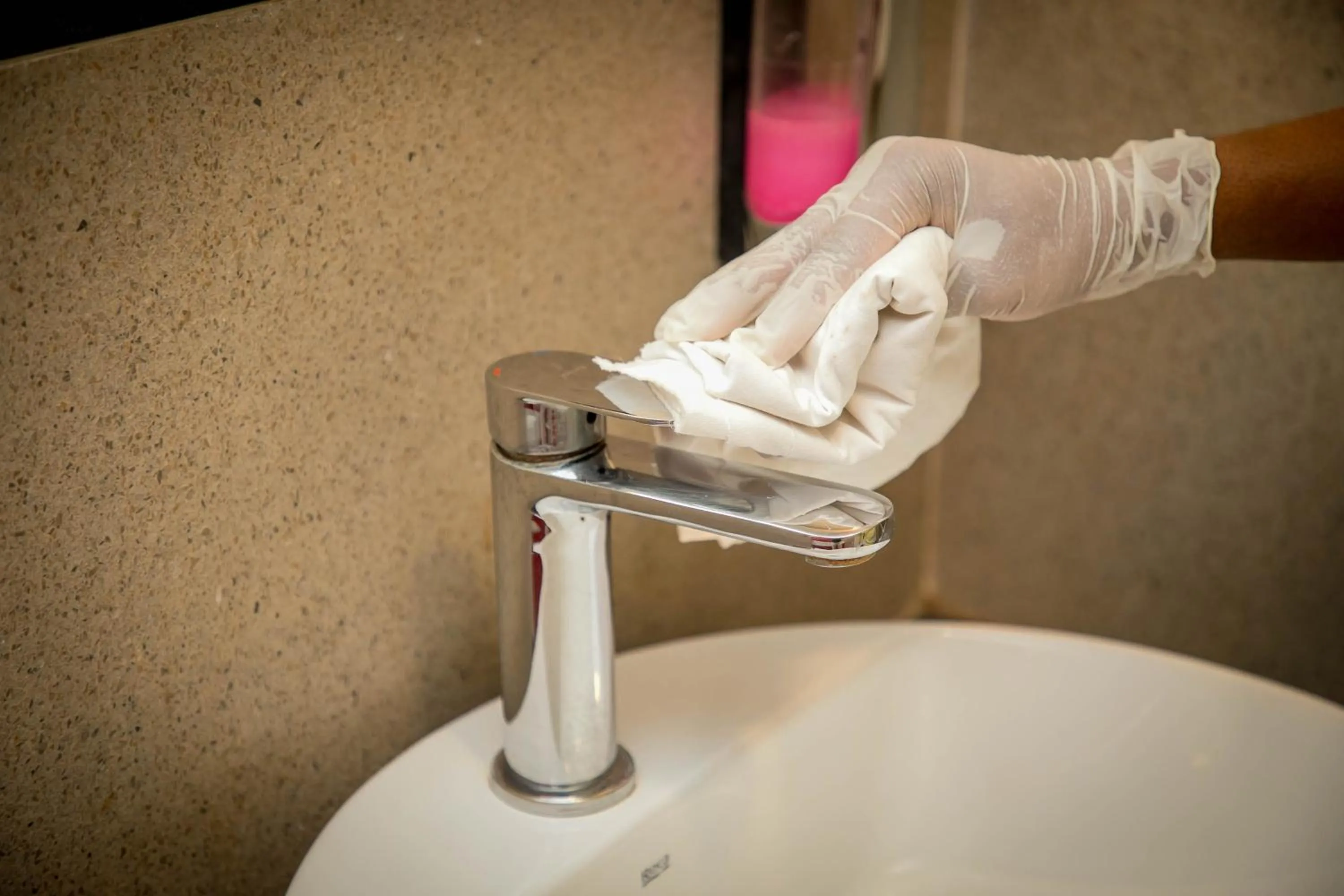 Bathroom in SinQ Beach Morjim