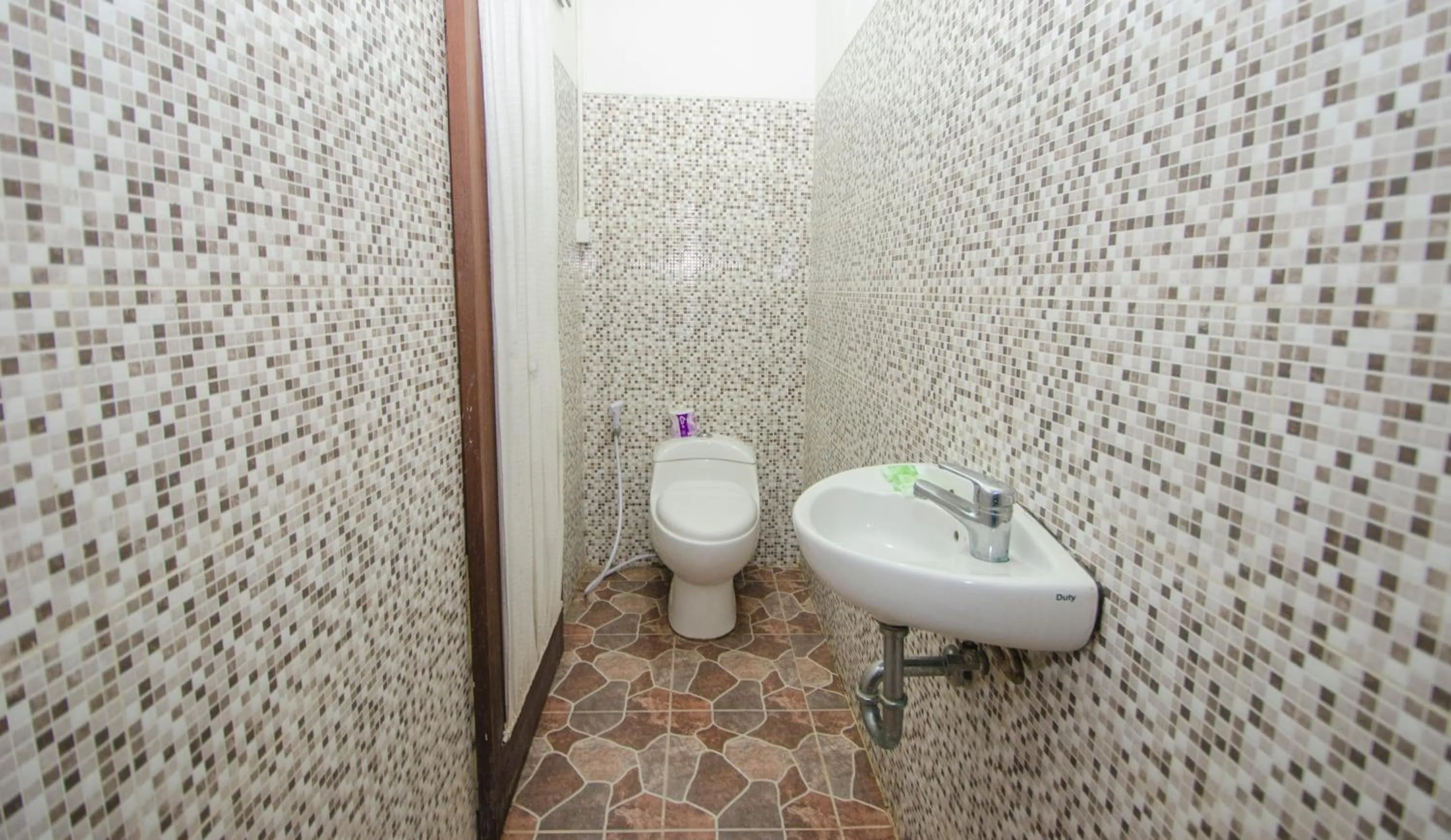 Bathroom in Taman Sari Cottages