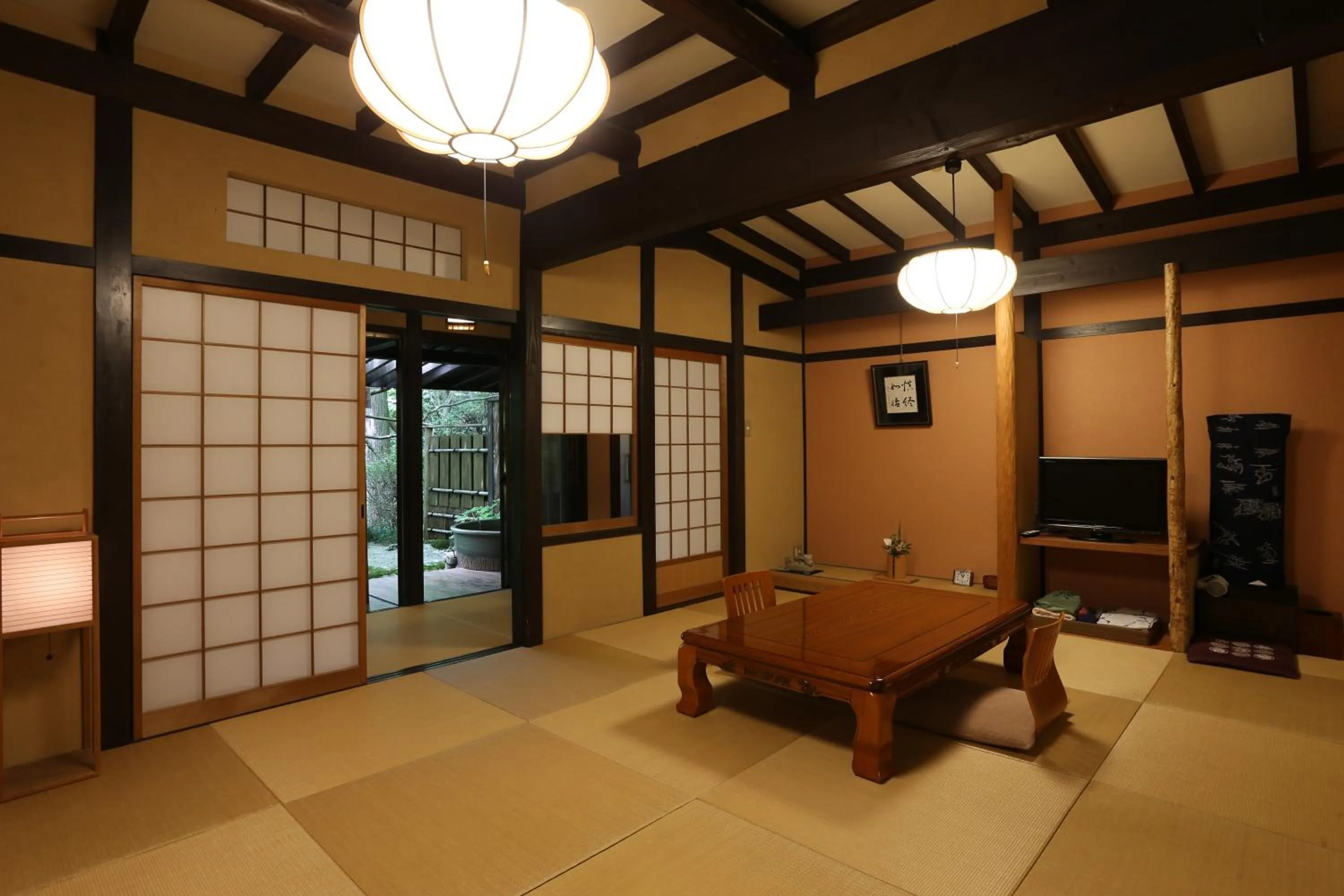 Photo of the whole room in Momijiya Annex