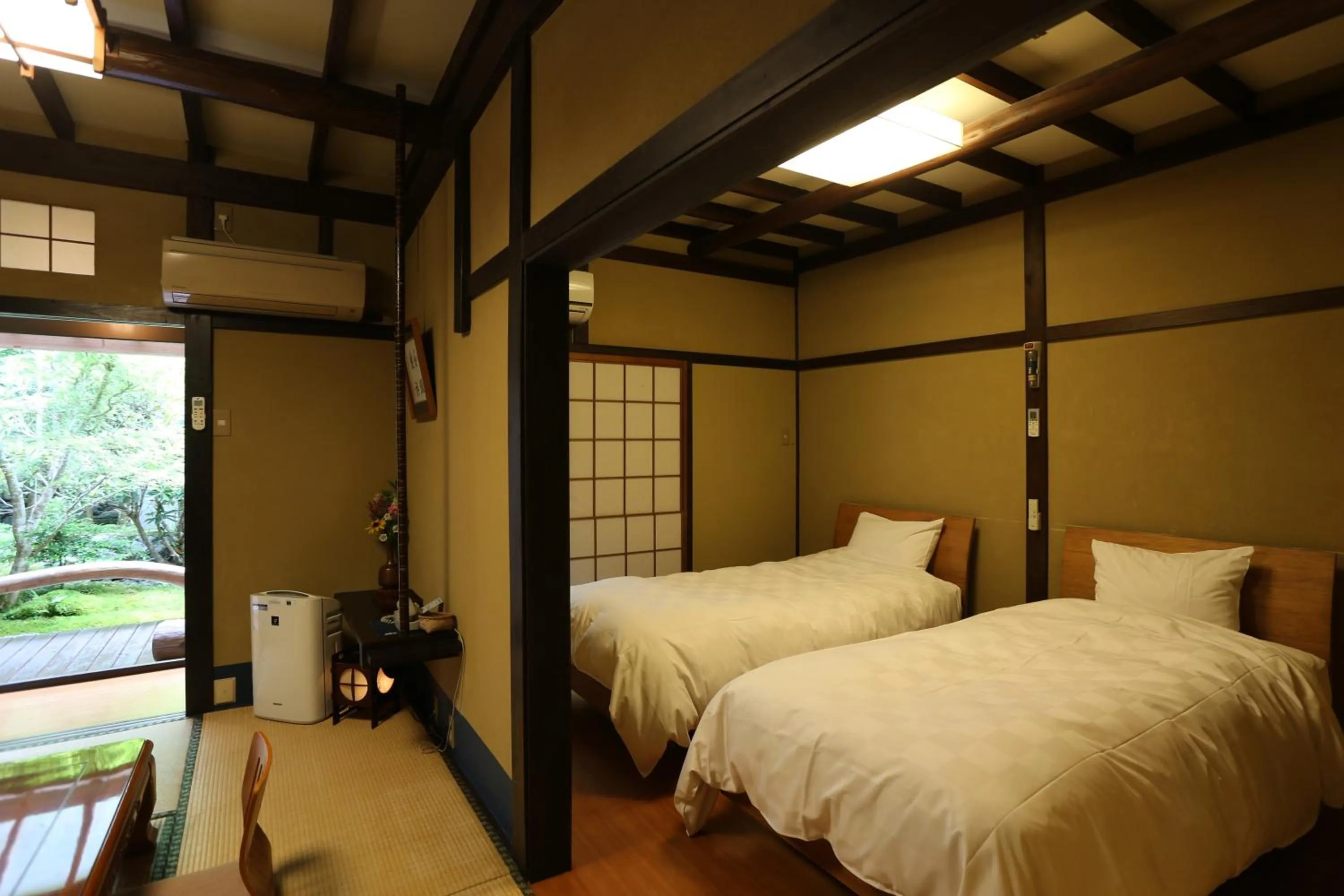 Photo of the whole room, Bed in Momijiya Annex
