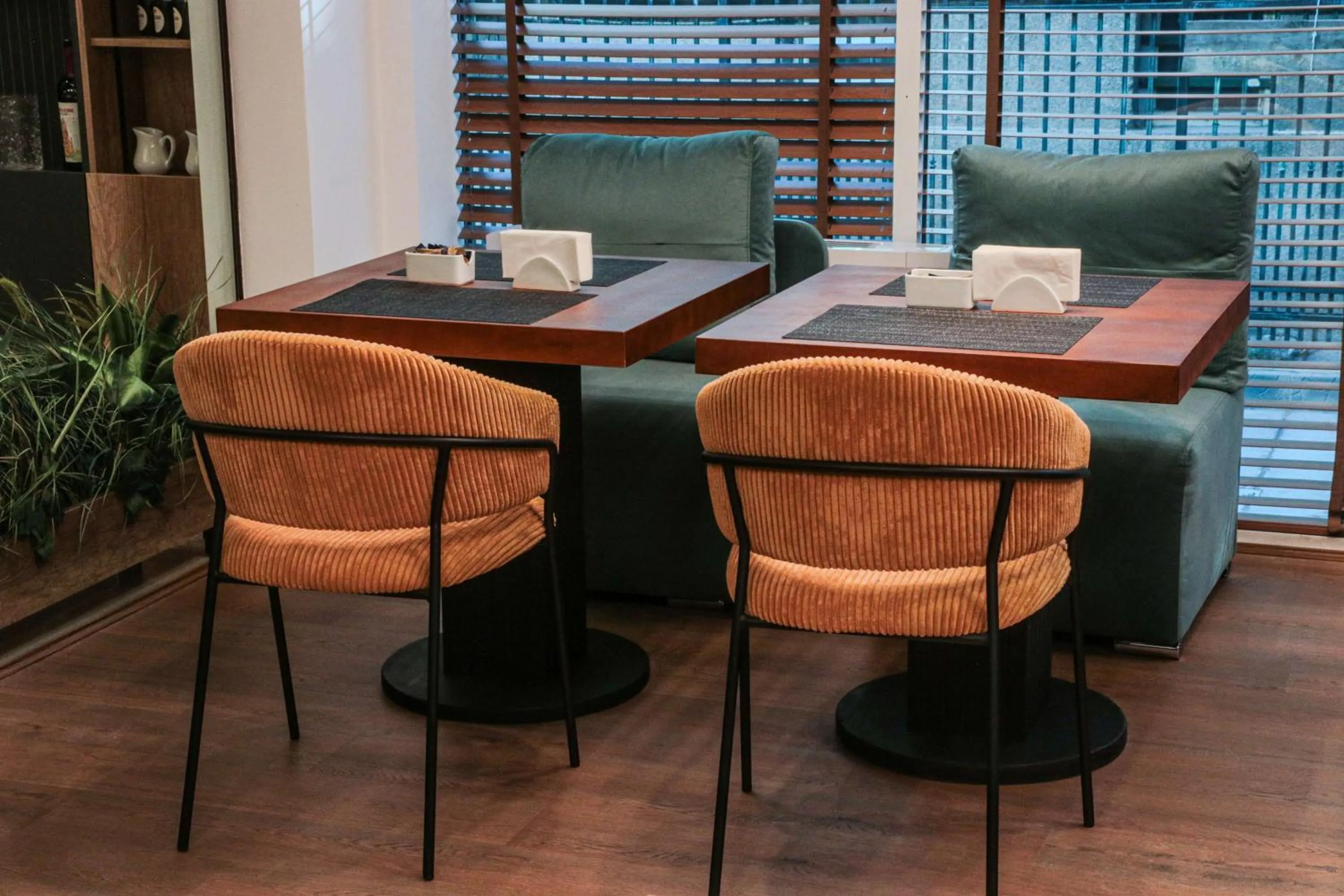 Restaurant/places to eat in Best Western Plus Lozenetz Hotel