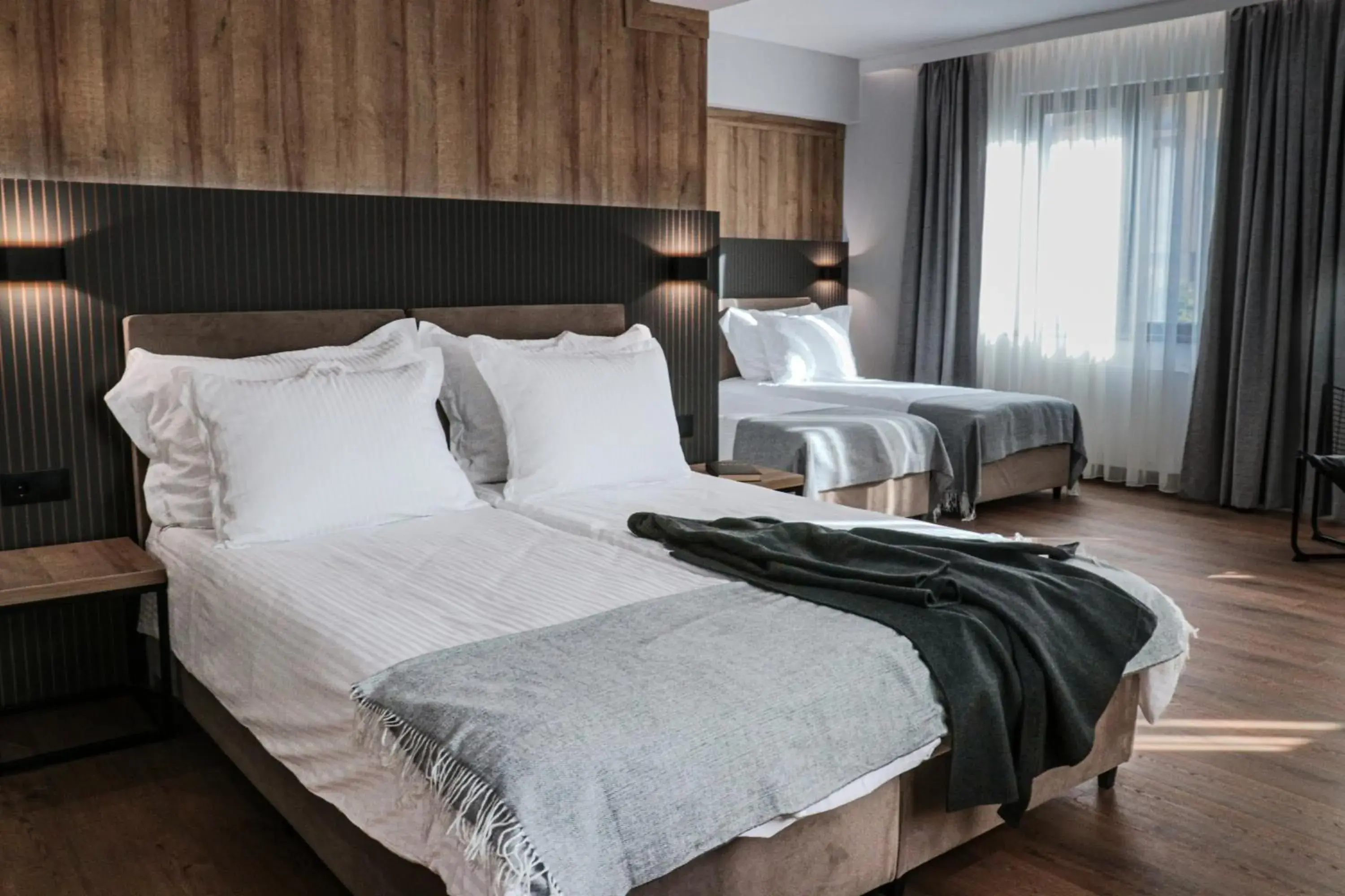 Junior Suite with One Double Bed and One Single Bed - Non-Smoking in Best Western Plus Lozenetz Hotel Junior Suite with One Double Bed and One Single Bed - Non-Smoking in Best Western Plus Lozenetz Hotel