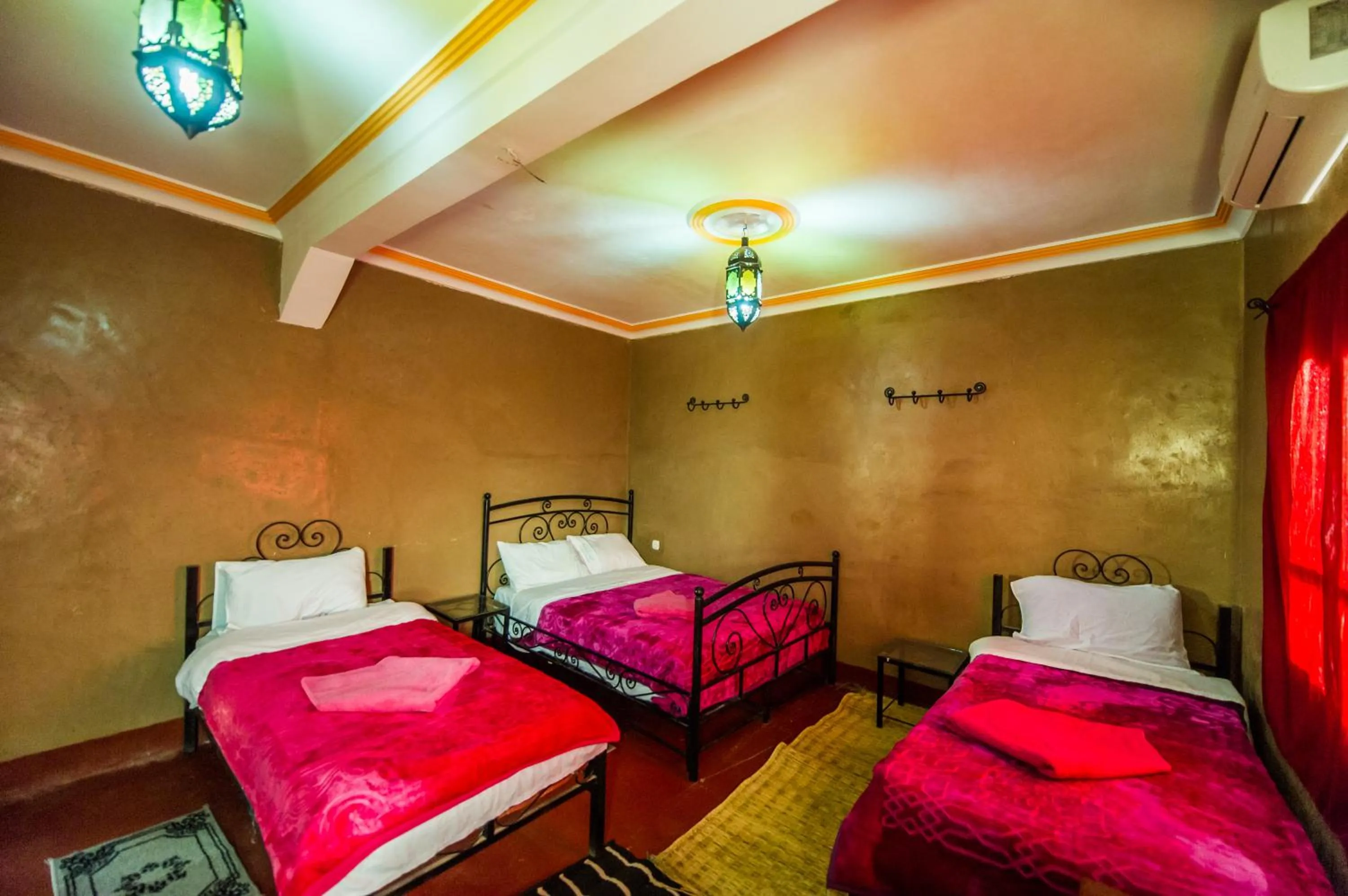 Bed in Les Jardins De Todgha gorges de todra tinghir