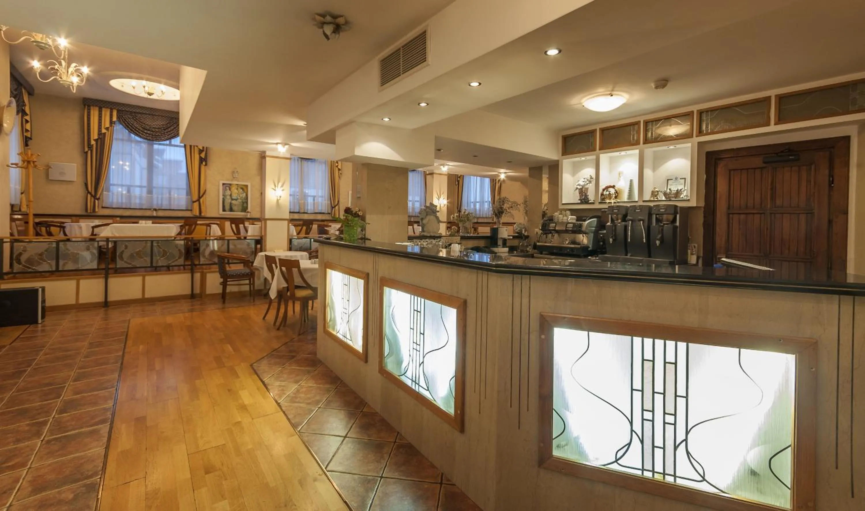 Restaurant/places to eat in Hotel Tanne