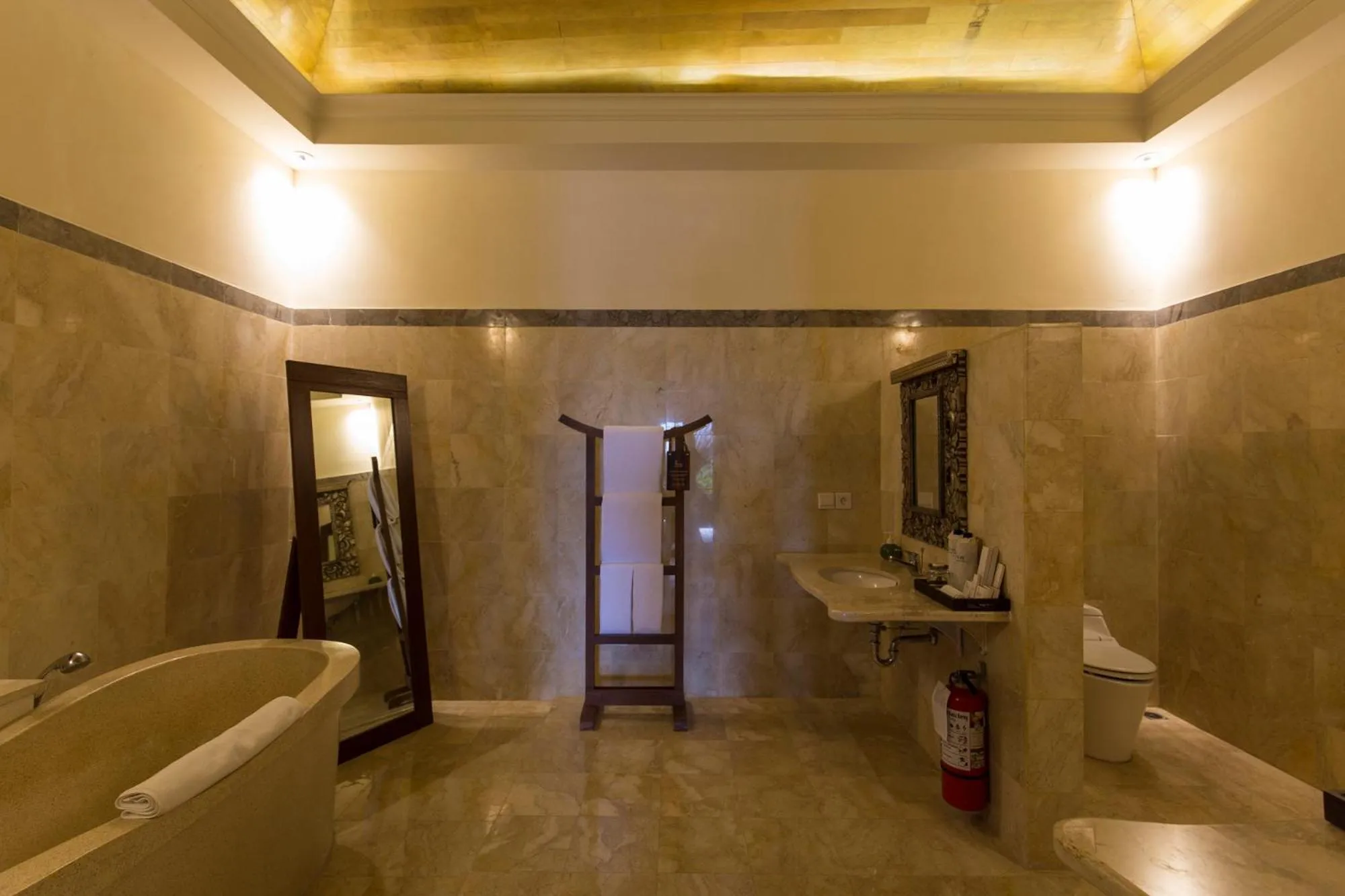 Hot Tub in Plataran Borobudur