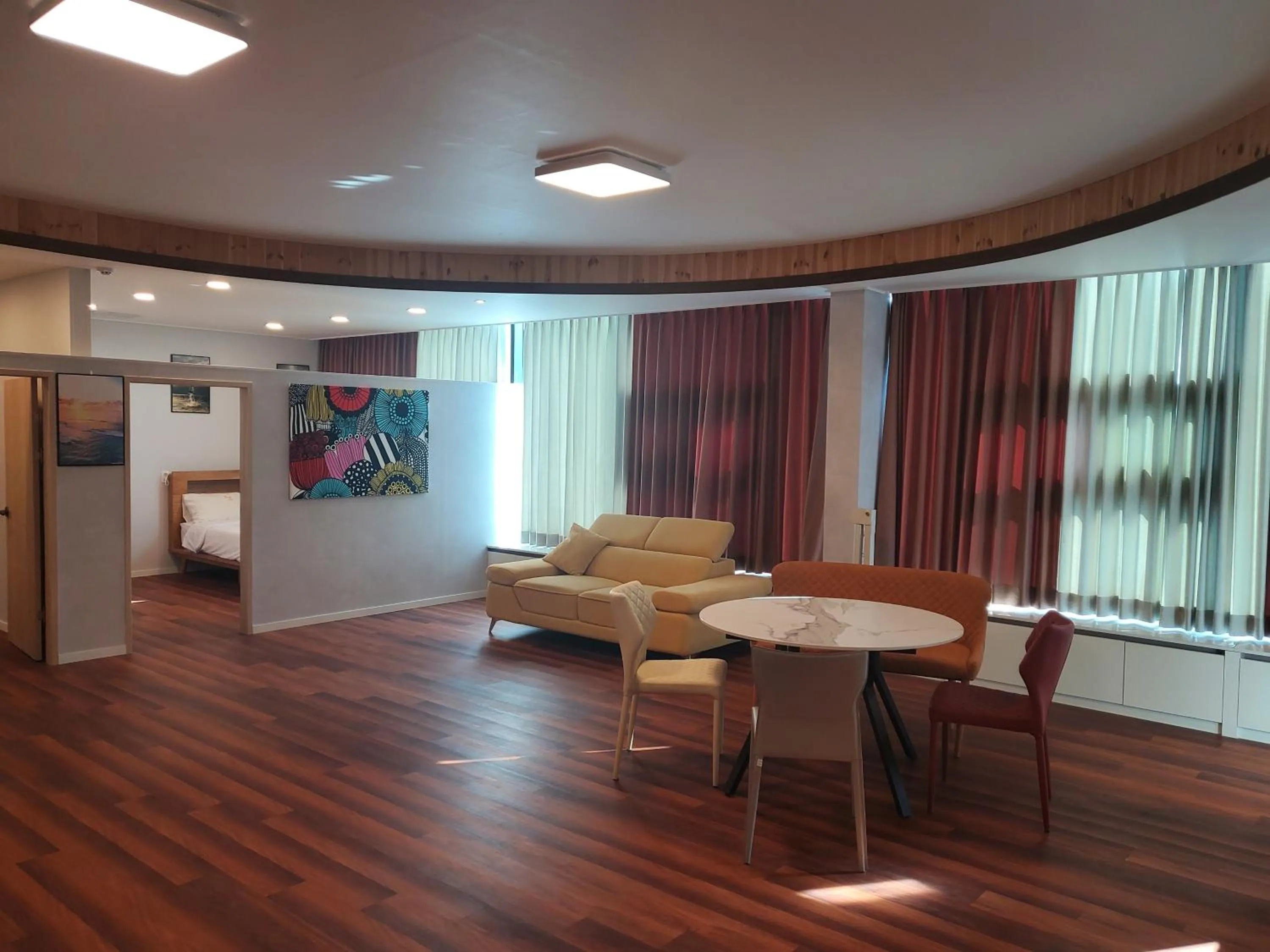 Seating Area in New Ocean Resort