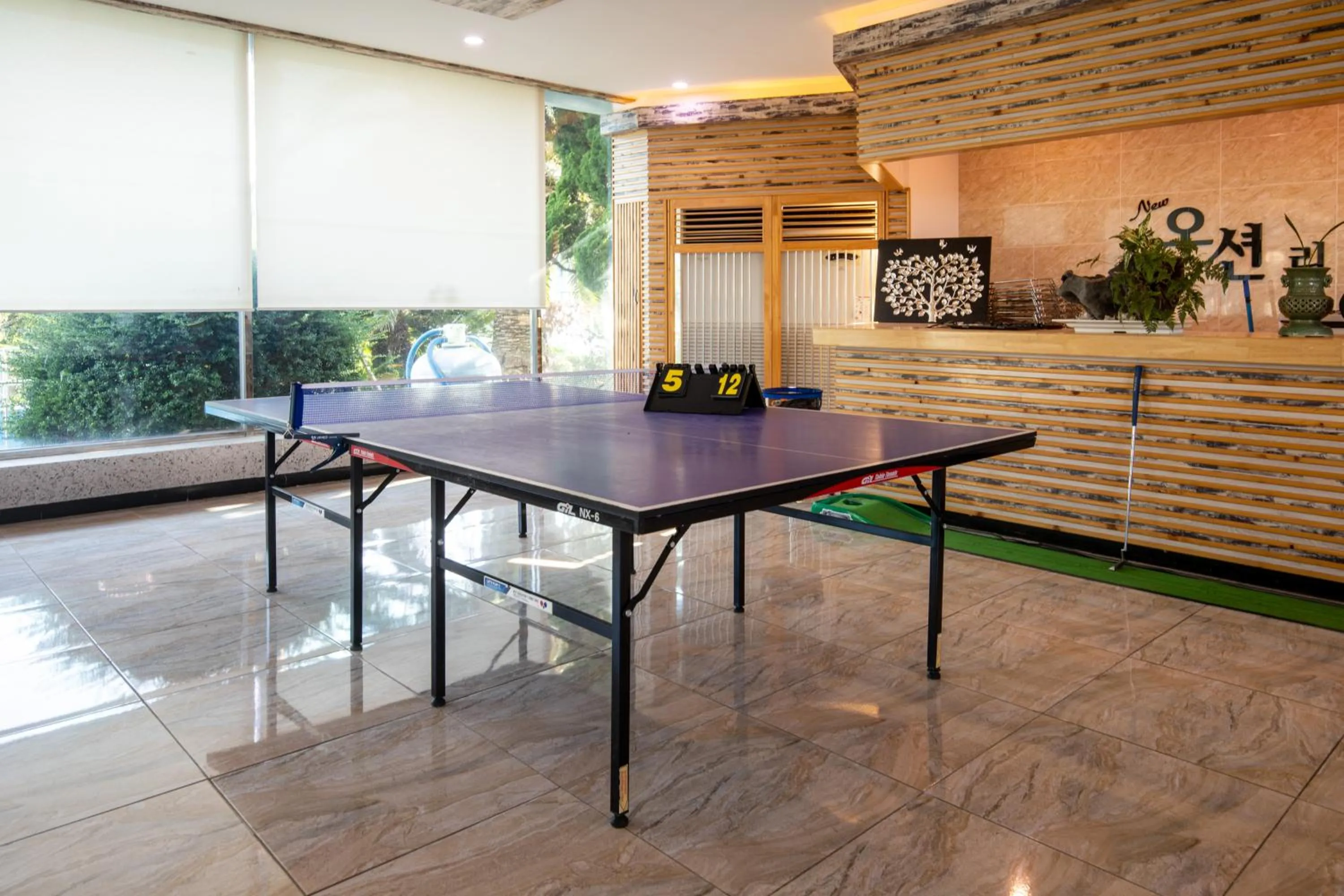 Table Tennis in New Ocean Resort