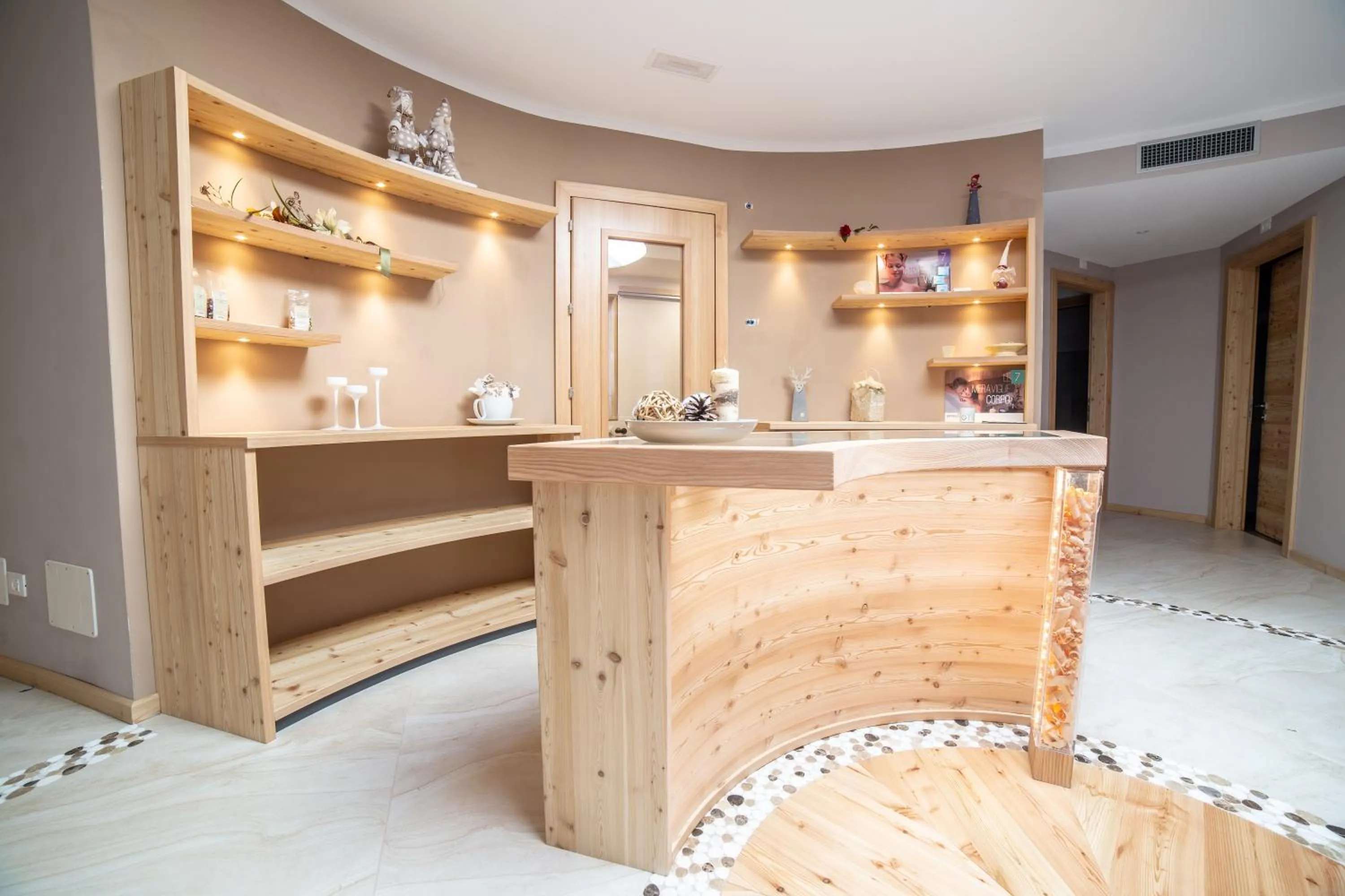 Caminetto Mountain Resort