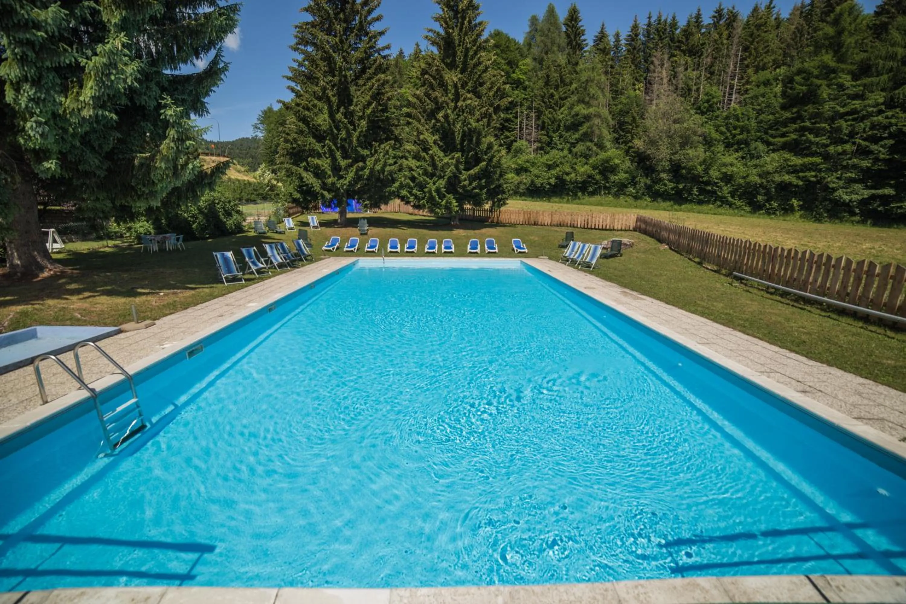 Garden in Caminetto Mountain Resort