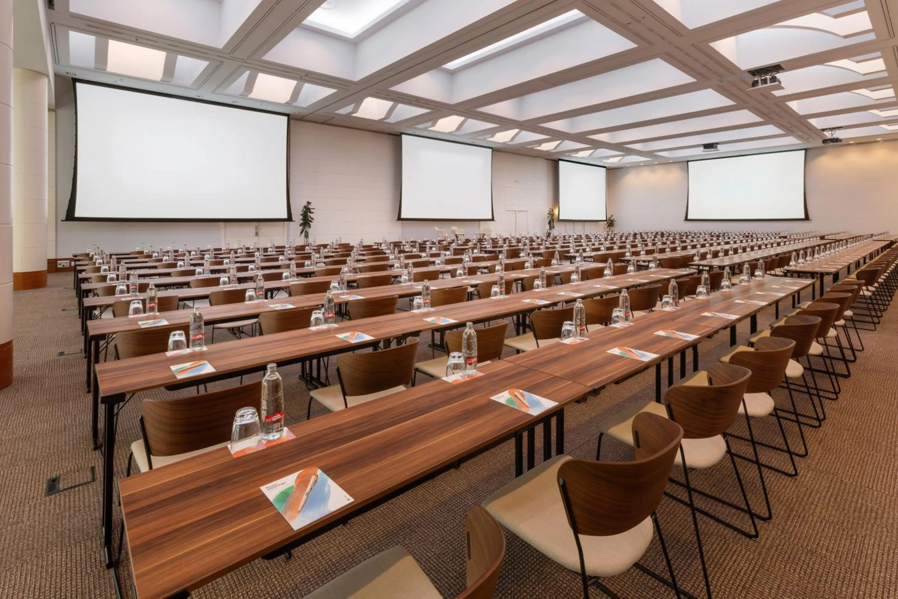 Meeting/conference room in Melia Valencia