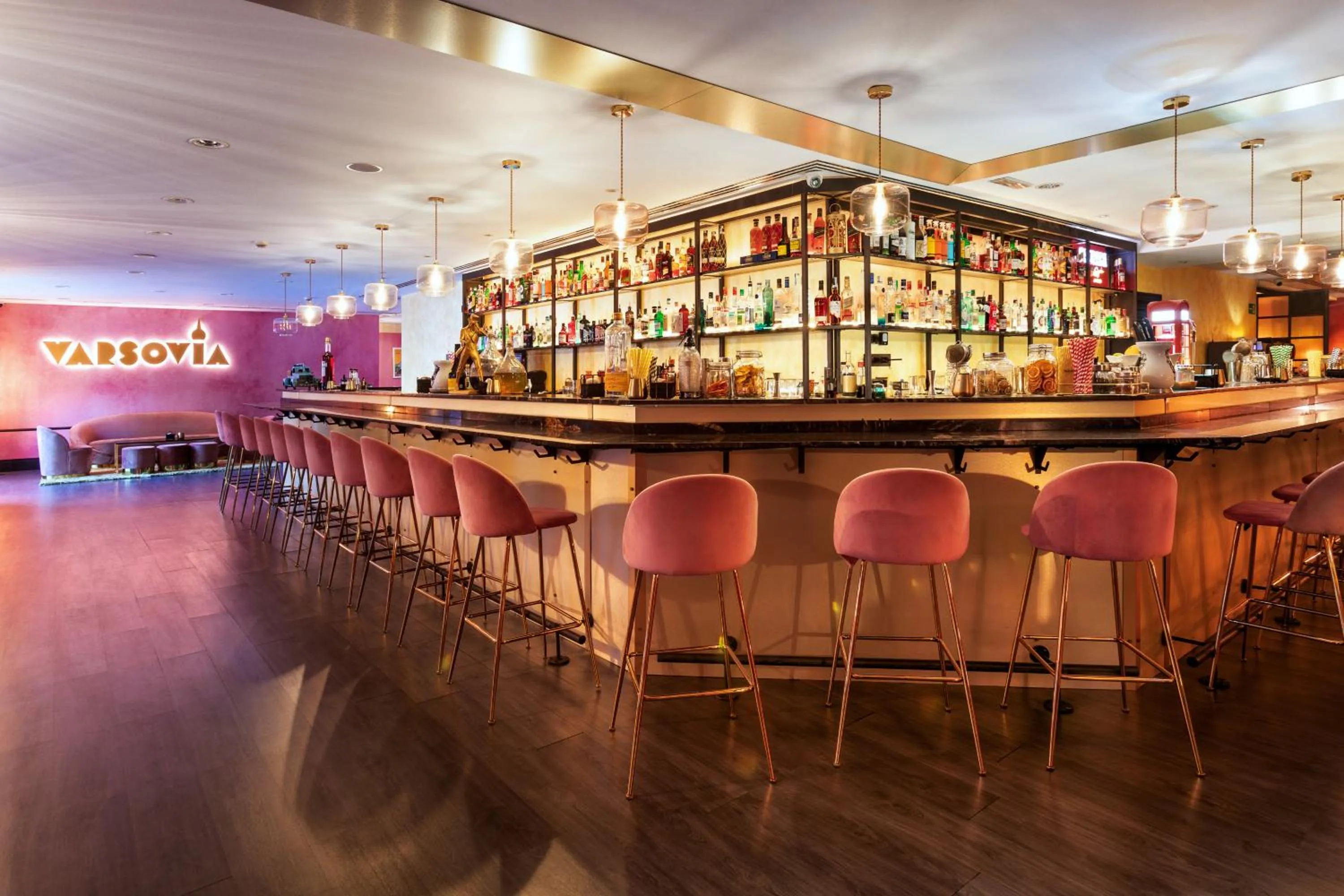 Restaurant/places to eat in Melia Valencia