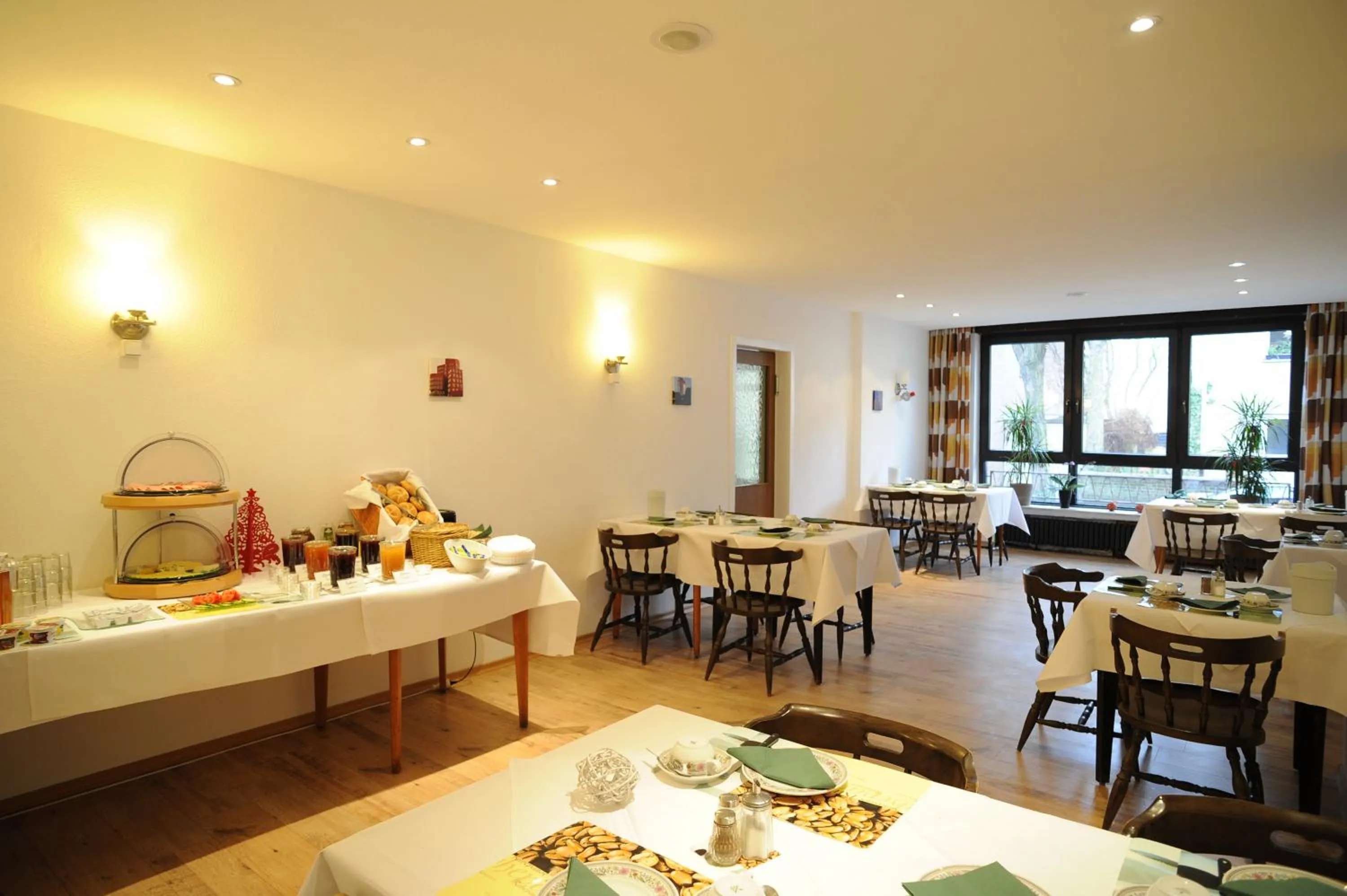 Restaurant/places to eat in Hotel Waldesruh