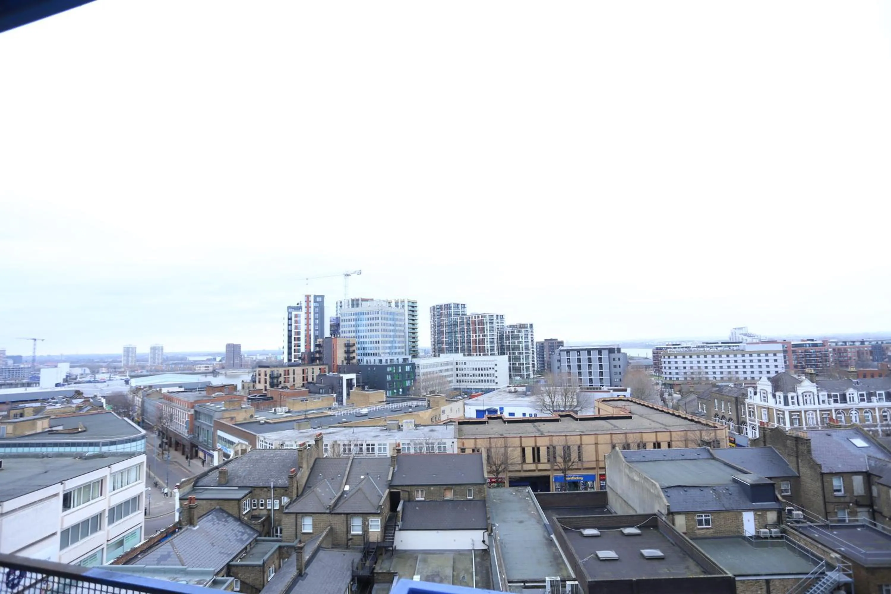 City view in Gorgeous 2 bedroom 2 bathroom Woolwich