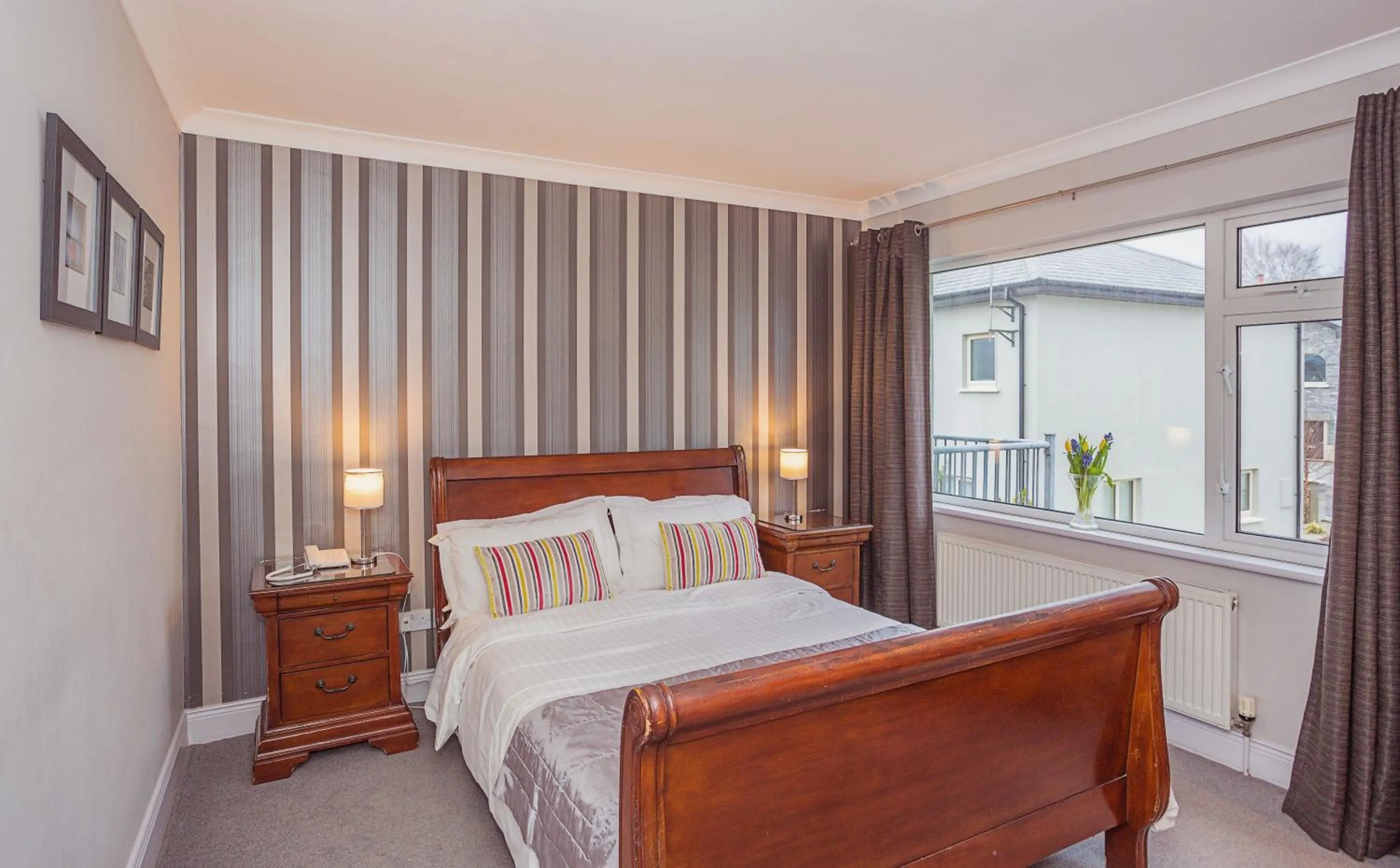 Photo of the whole room, Bed in Ardree House B&B