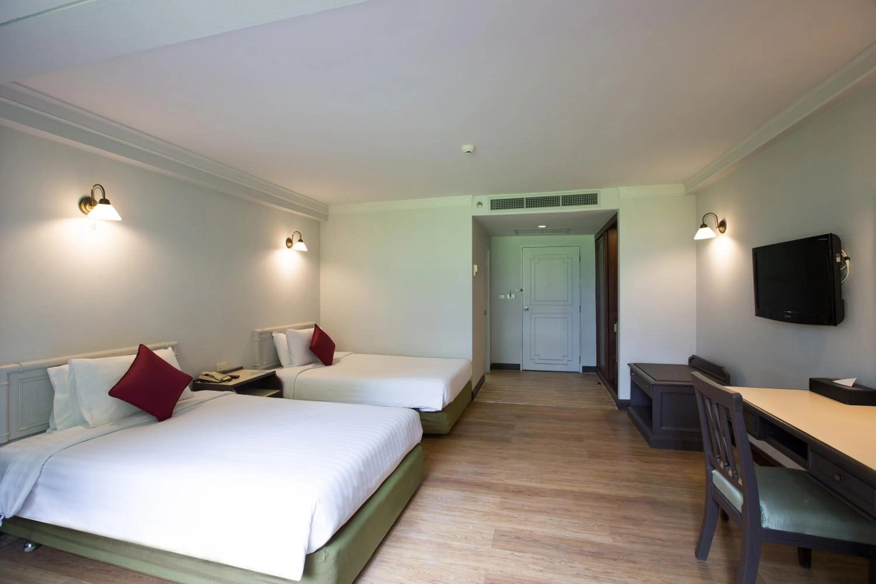Bedroom, Bed in The Imperial Hotel & Convention Centre Phitsanulok