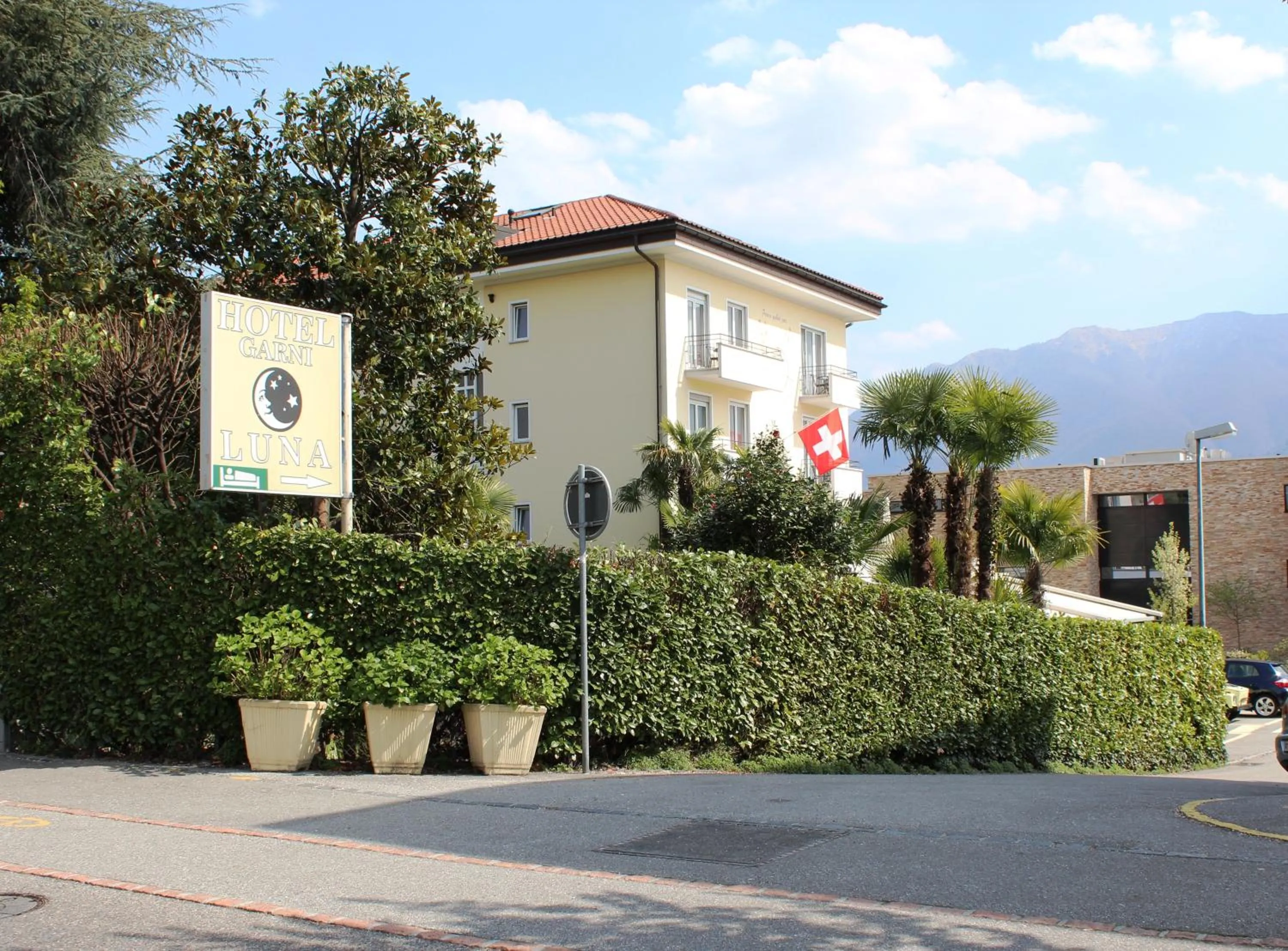 Property logo or sign in Hotel Luna Garni