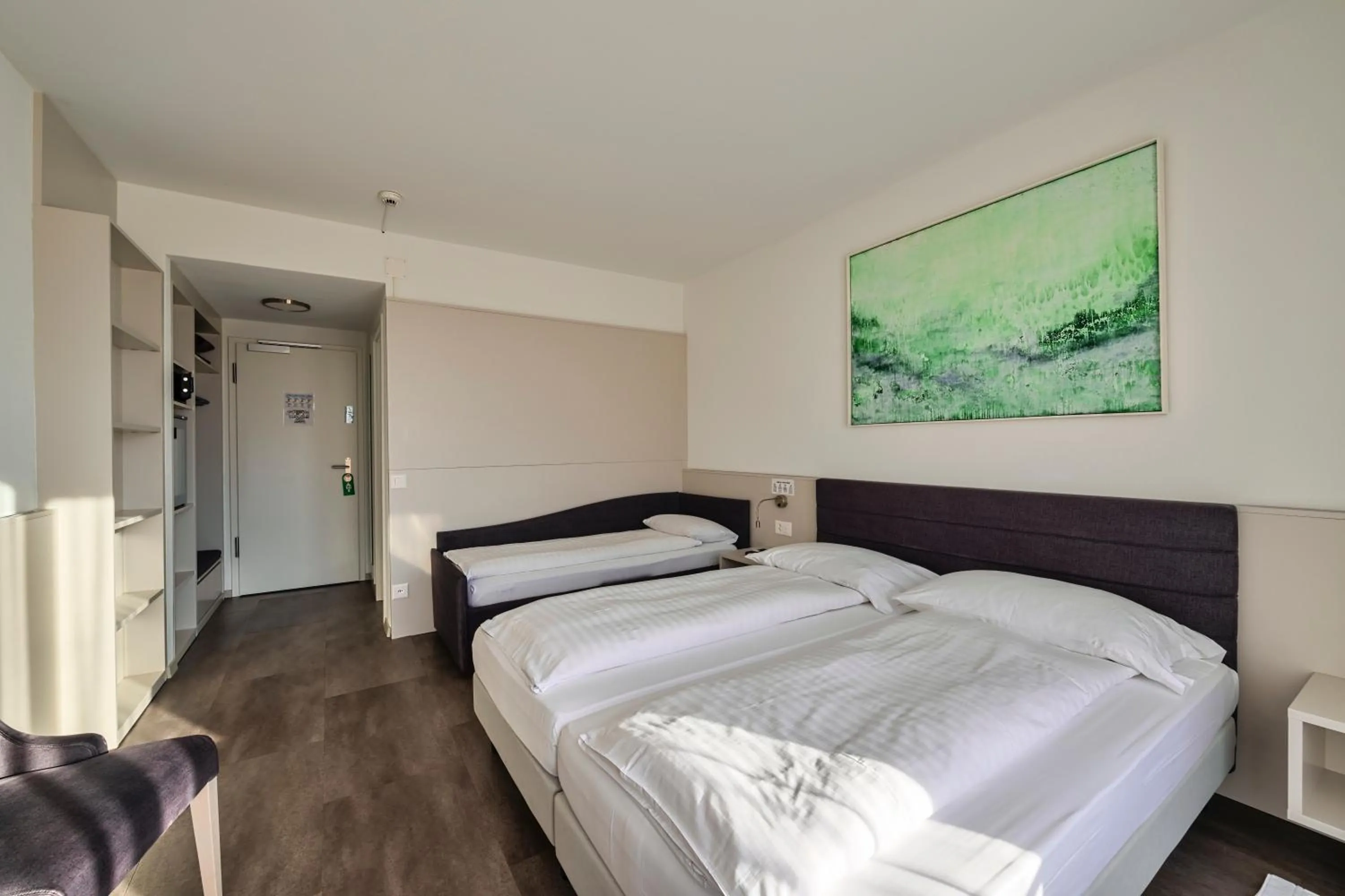 Bedroom, Bed in Hotel Luna Garni