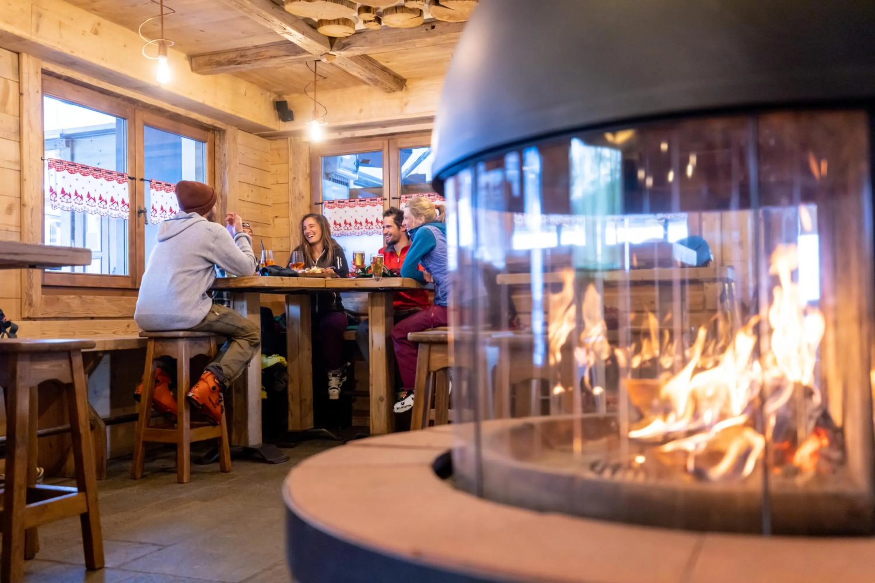 Restaurant/places to eat in Hotel Alegra