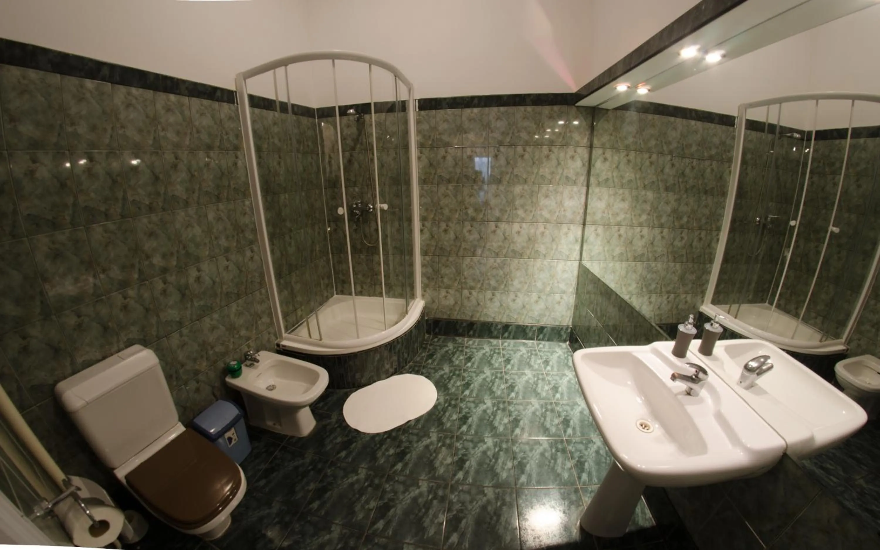 Bathroom in Brama Old City Rooms