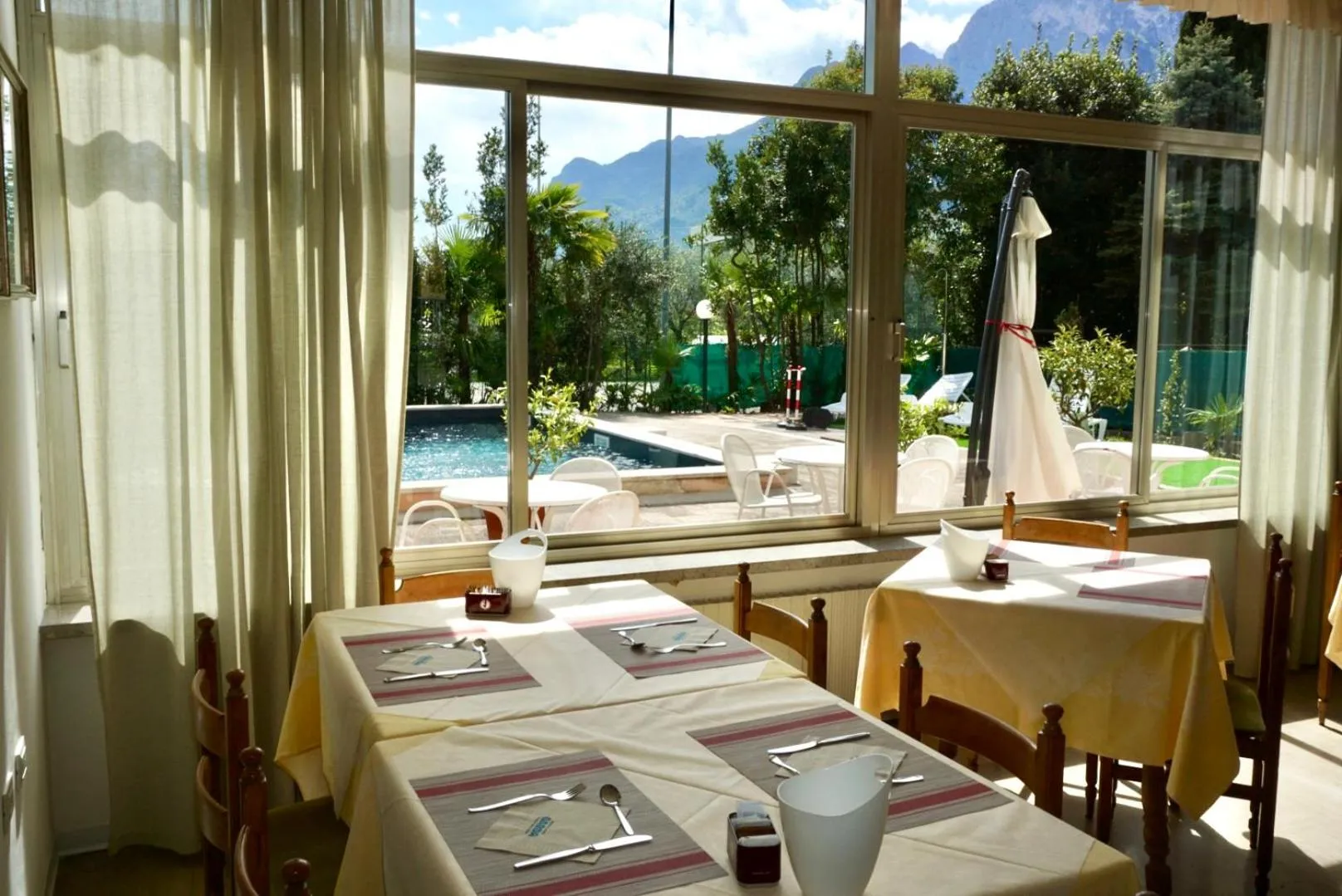 Breakfast in Hotel Diana