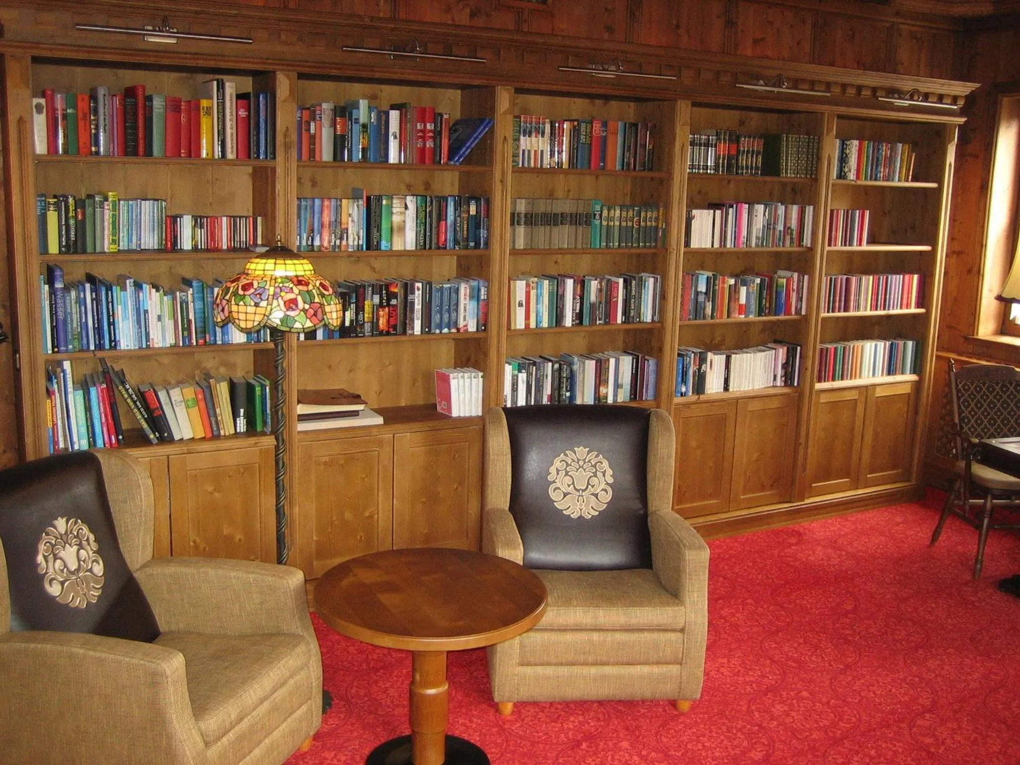 Library in Hotel Völserhof