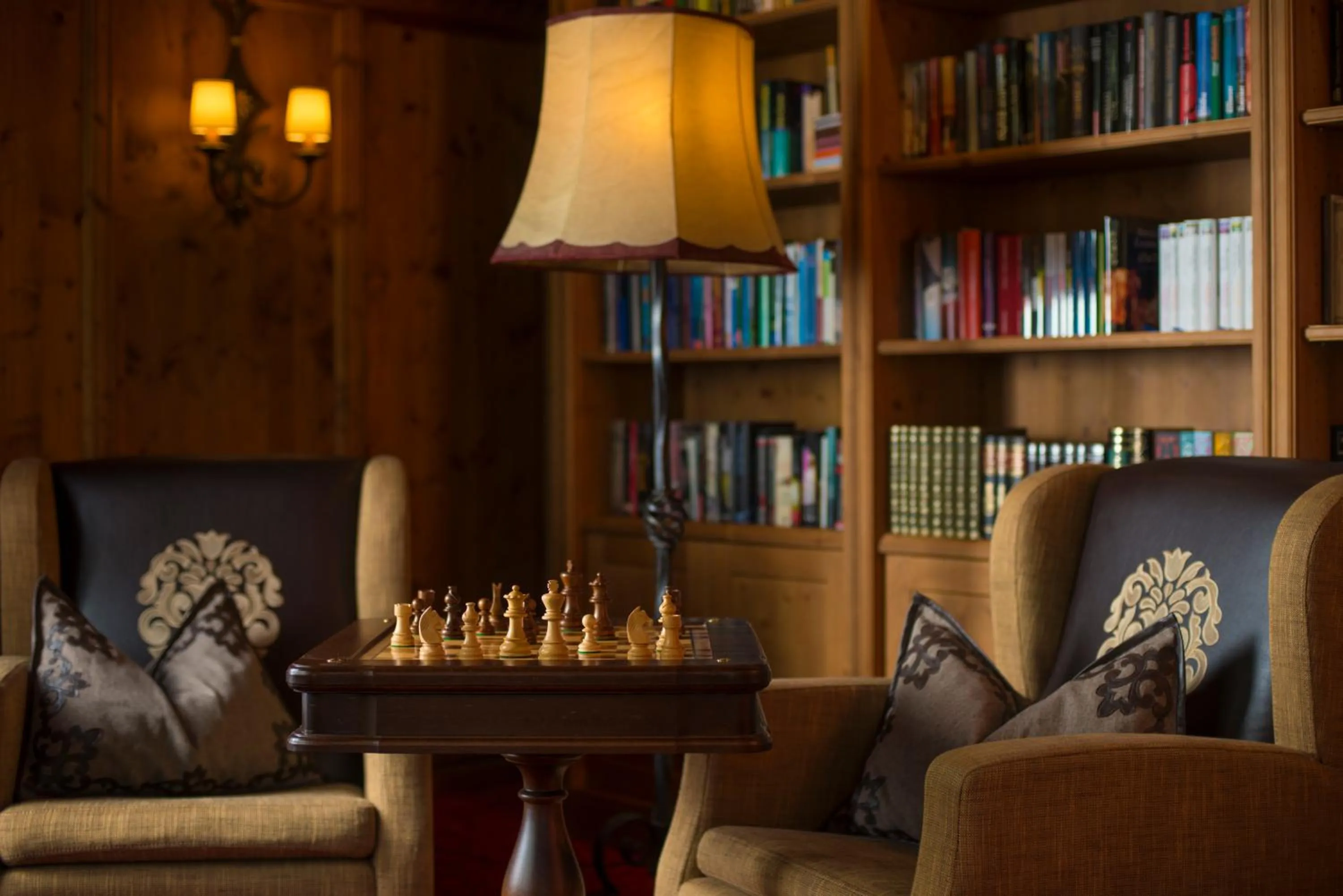 Library in Hotel Völserhof