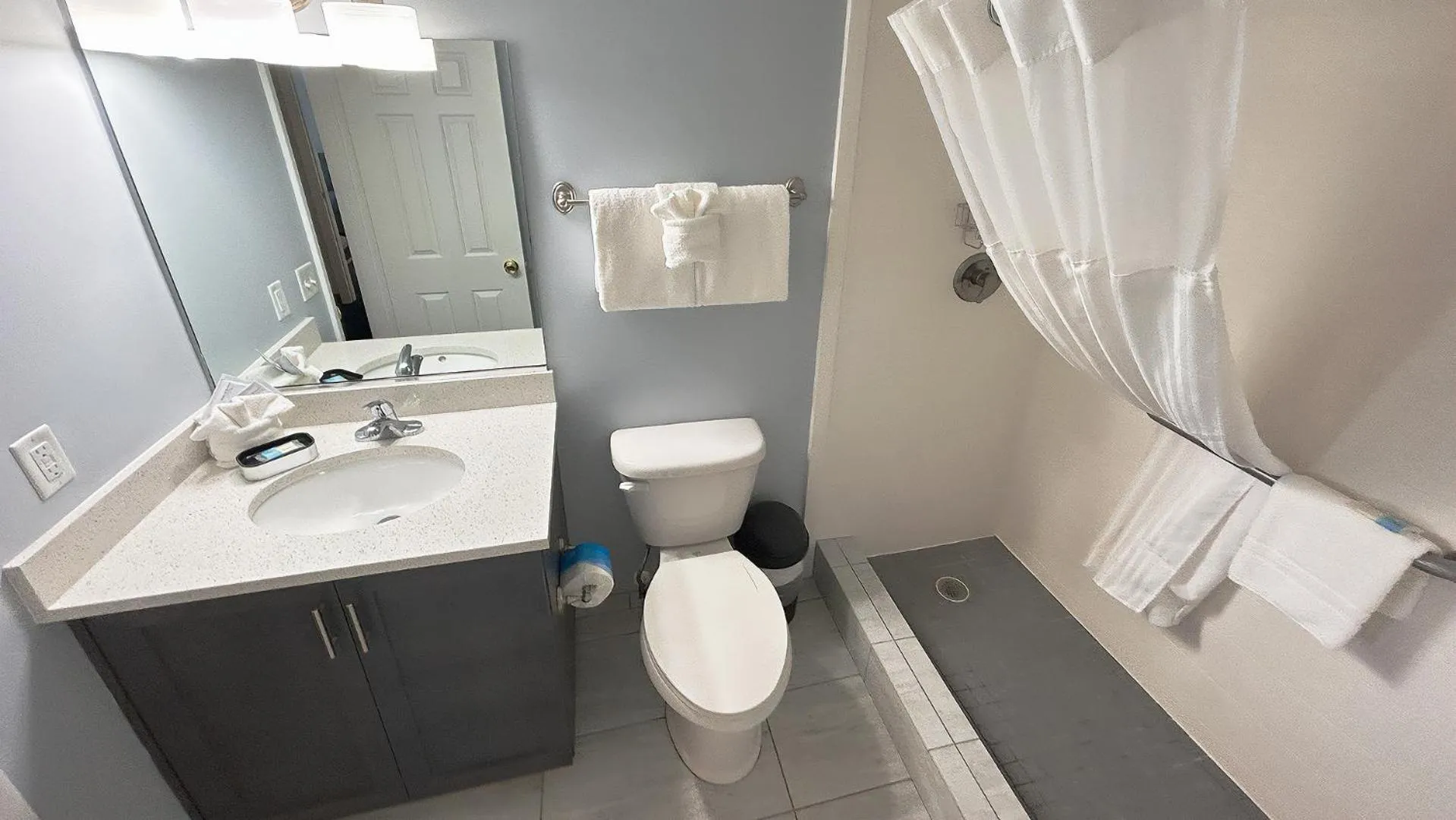 Shower in Ocean East Resort Club