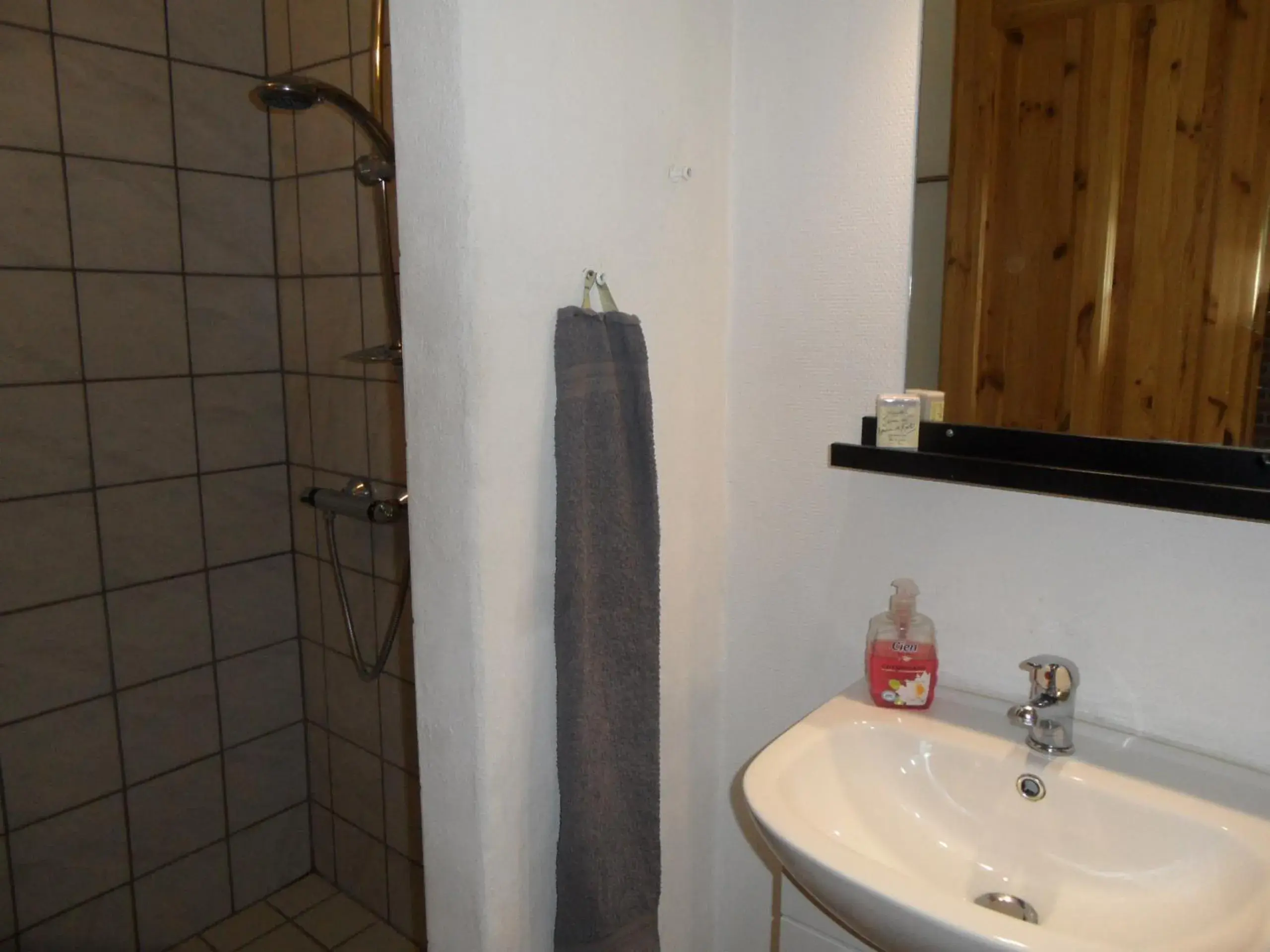 Double or Twin Room with Shared Bathroom in Motel Herning Double or Twin Room with Shared Bathroom in Motel Herning