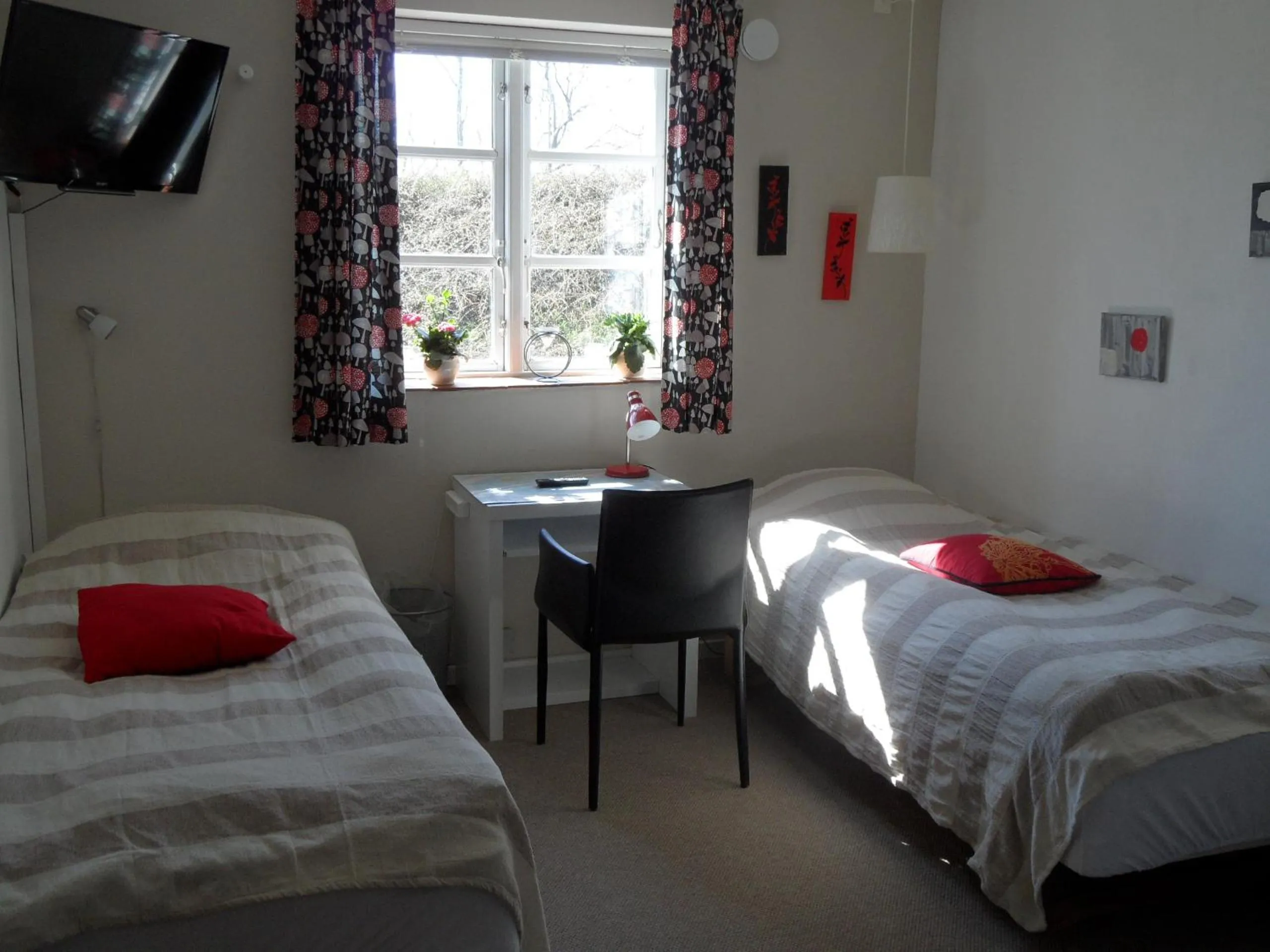Photo of the whole room, Bed in Motel Herning