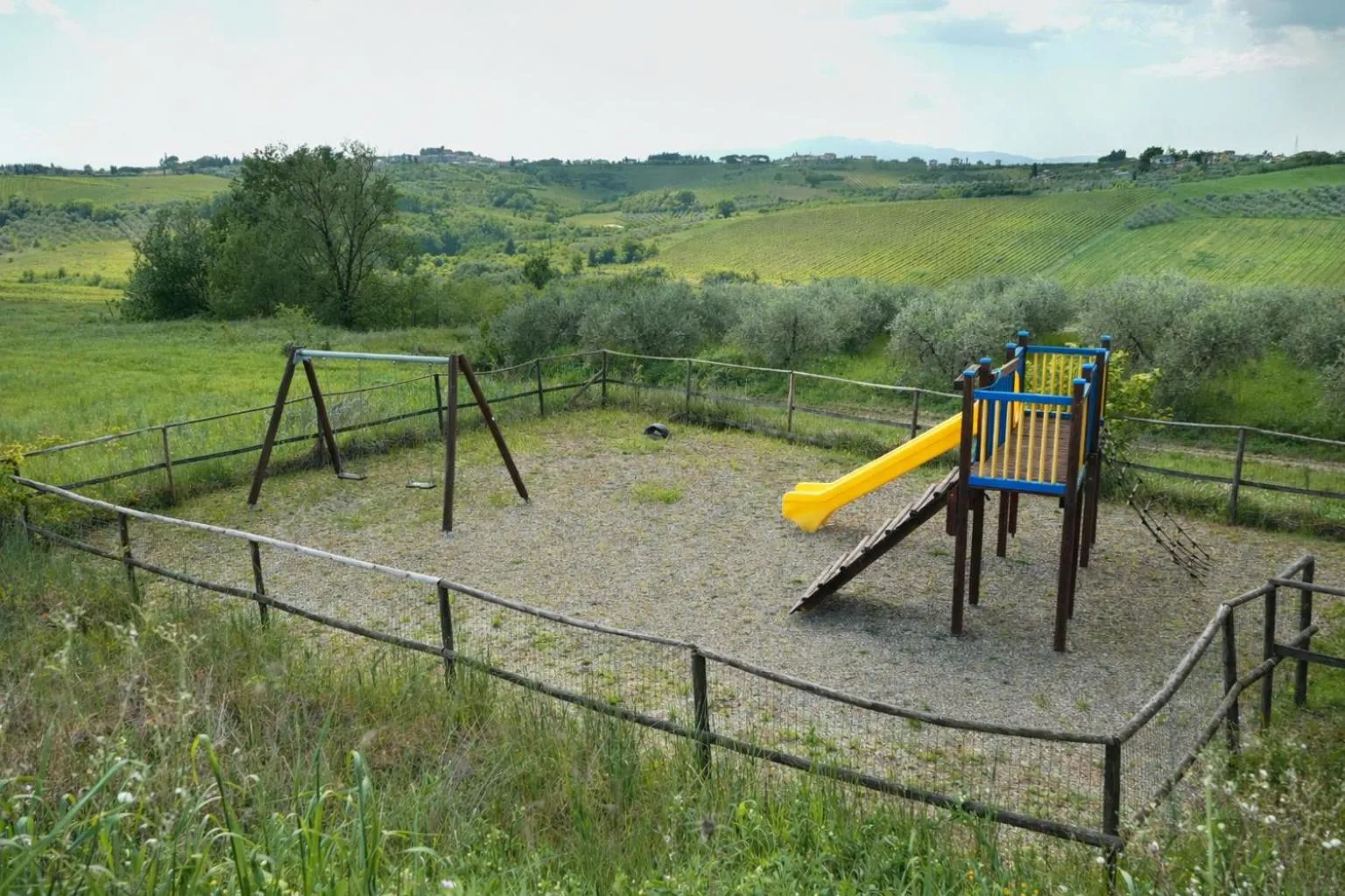 Children play ground in Agriturismo Streda Wine & Country Holiday