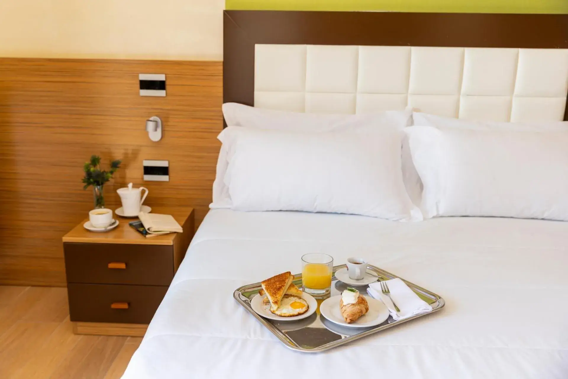 Small Double Room in Hotel Monte Campo Small Double Room in Hotel Monte Campo