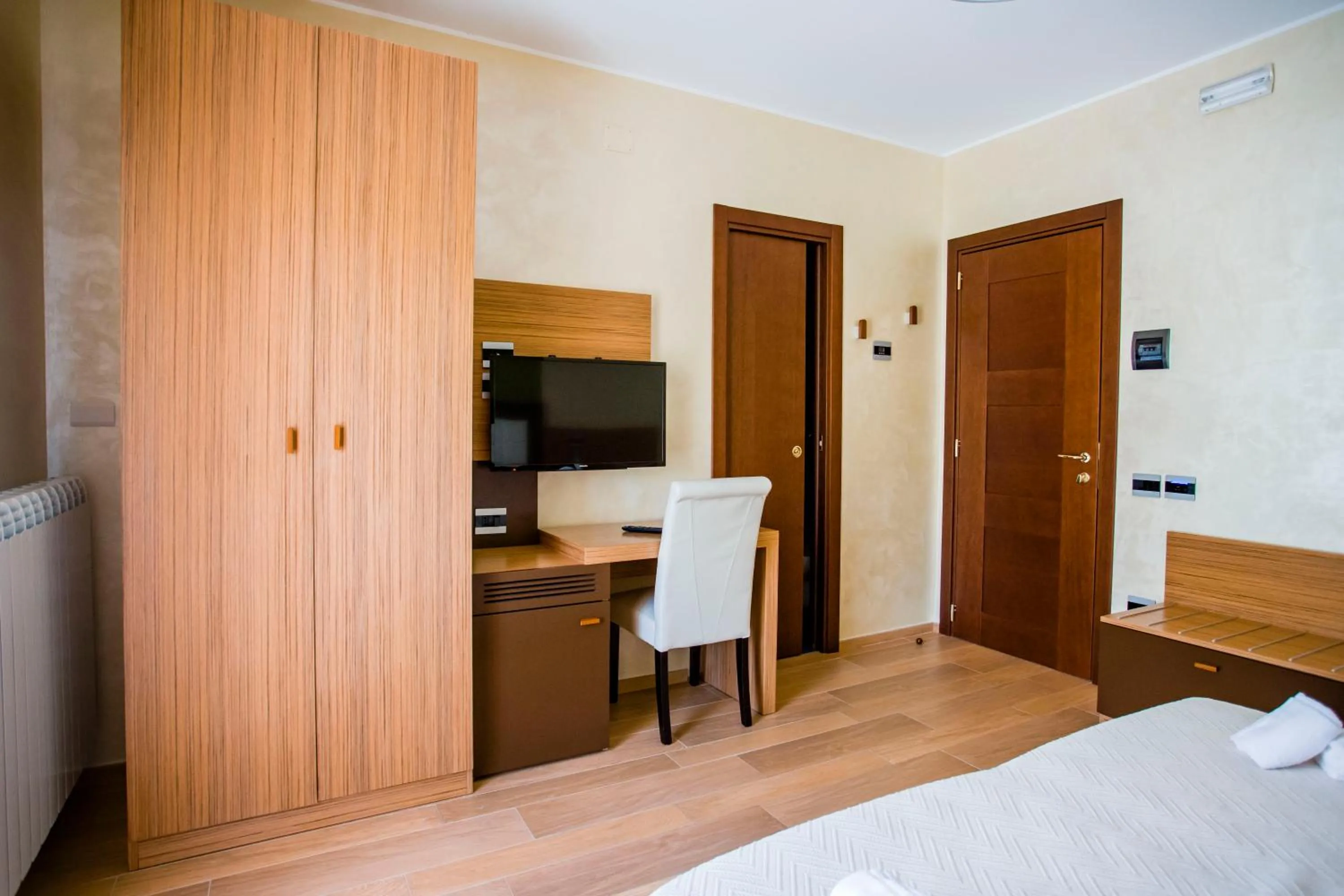 Bedroom, Bed in Hotel Monte Campo