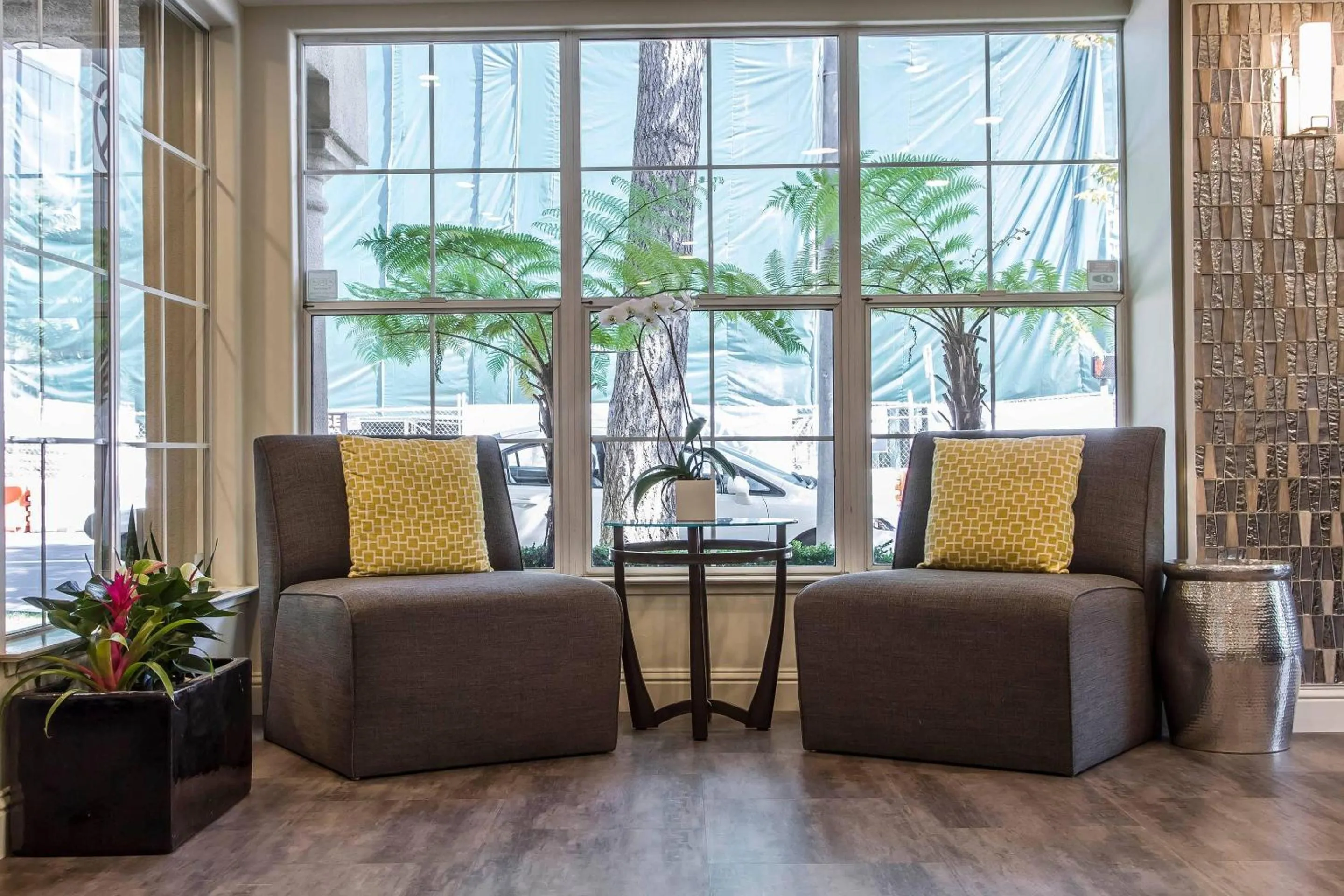 Lobby or reception in Inn Off Capitol Park, an Ascend Collection Hotel