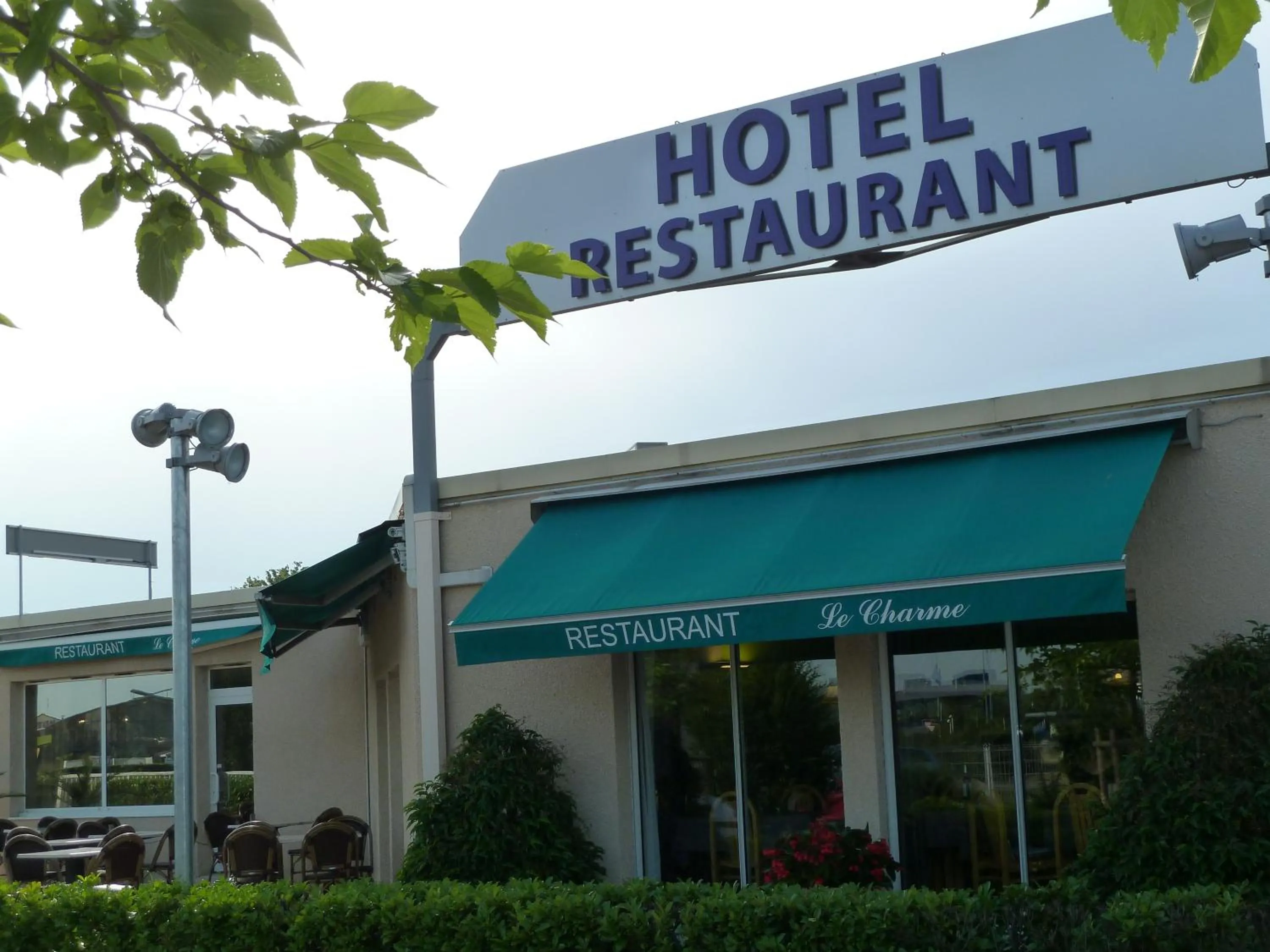 Facade/entrance in Charme Hotel en Beaujolais