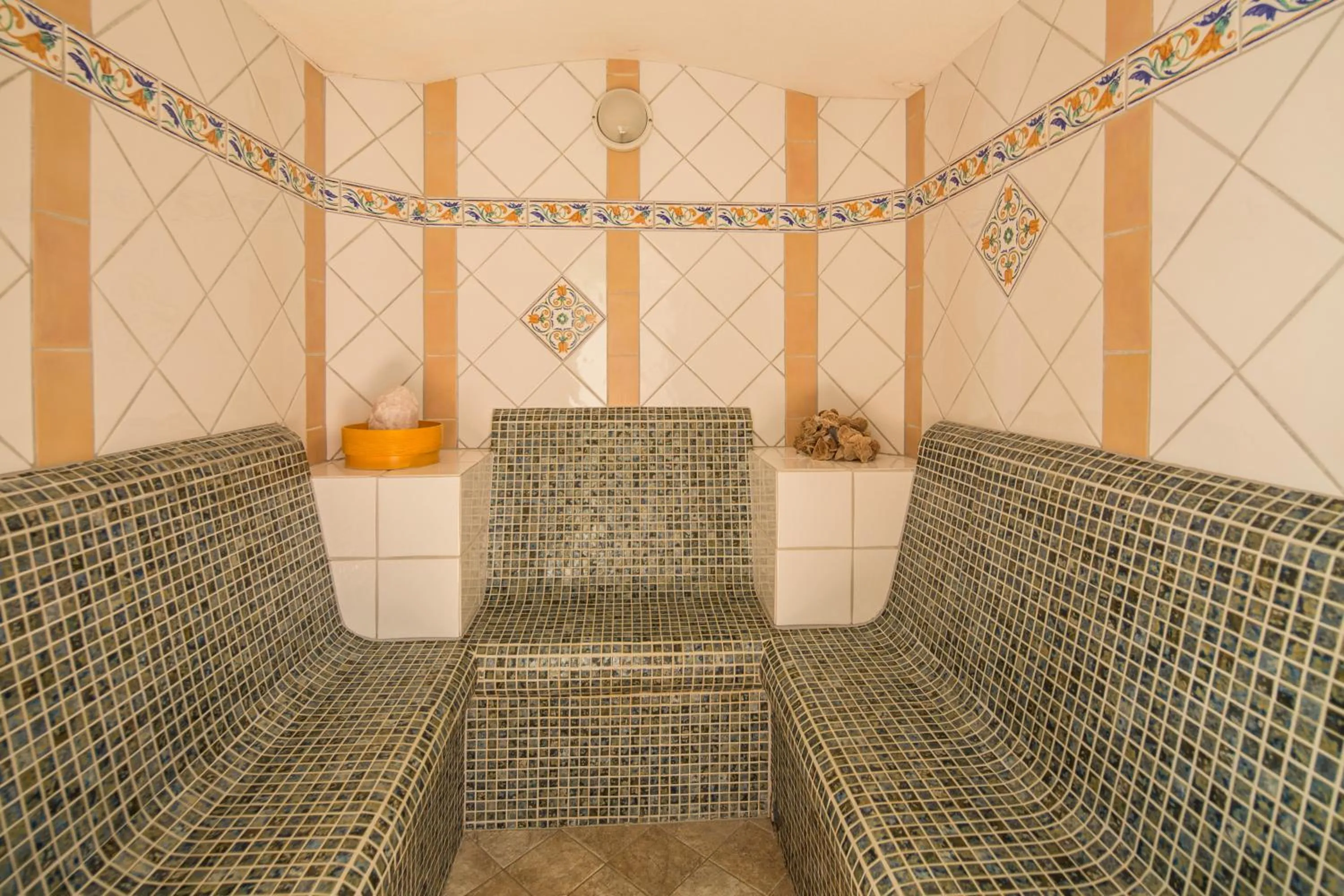 Steam room in Residence Rossboden mit Hallenbad