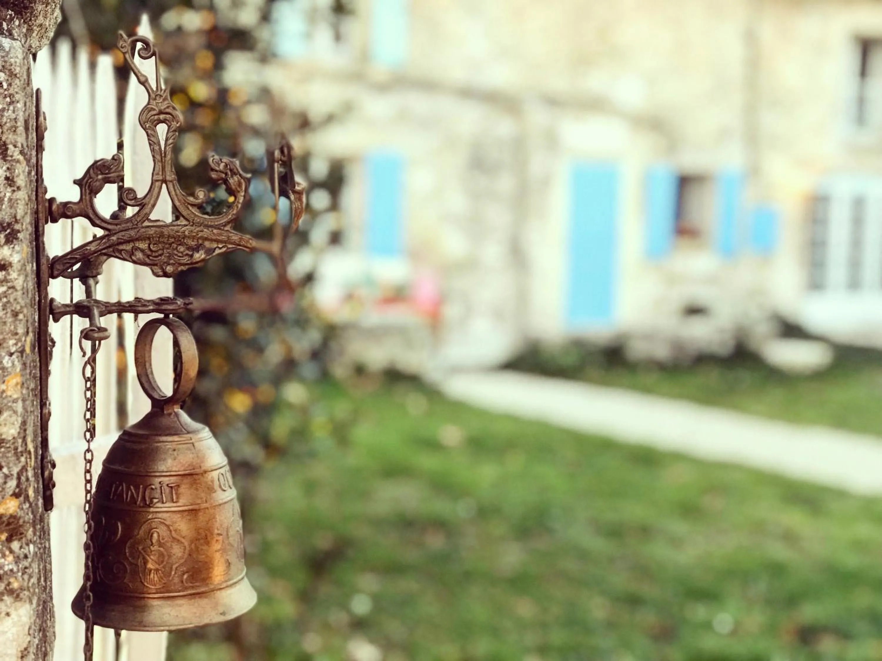 Facade/entrance in Domaine de La Brave
