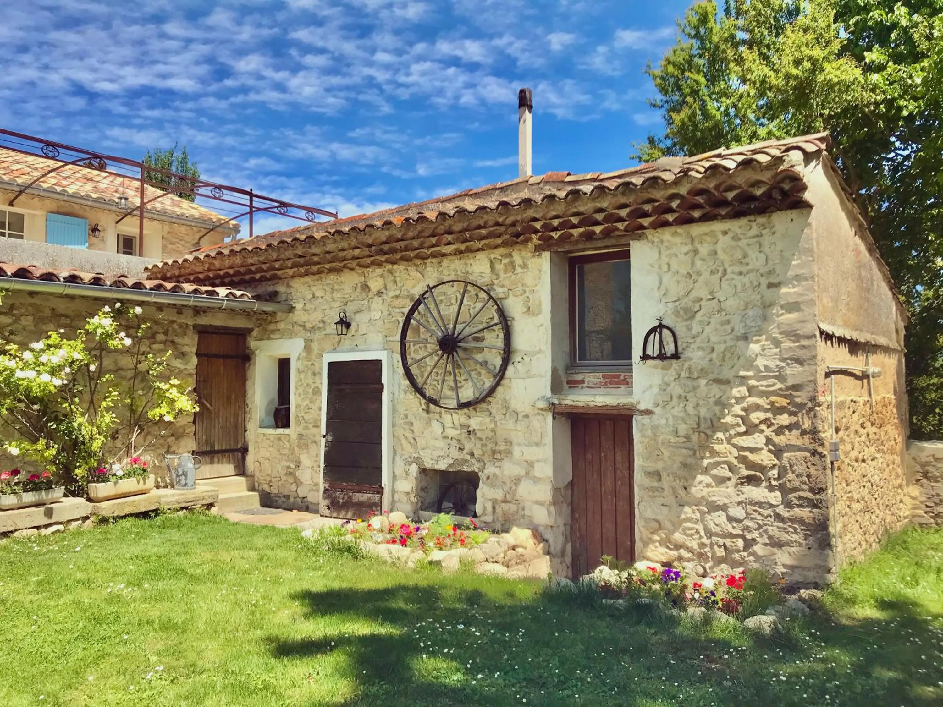 Property building in Domaine de La Brave