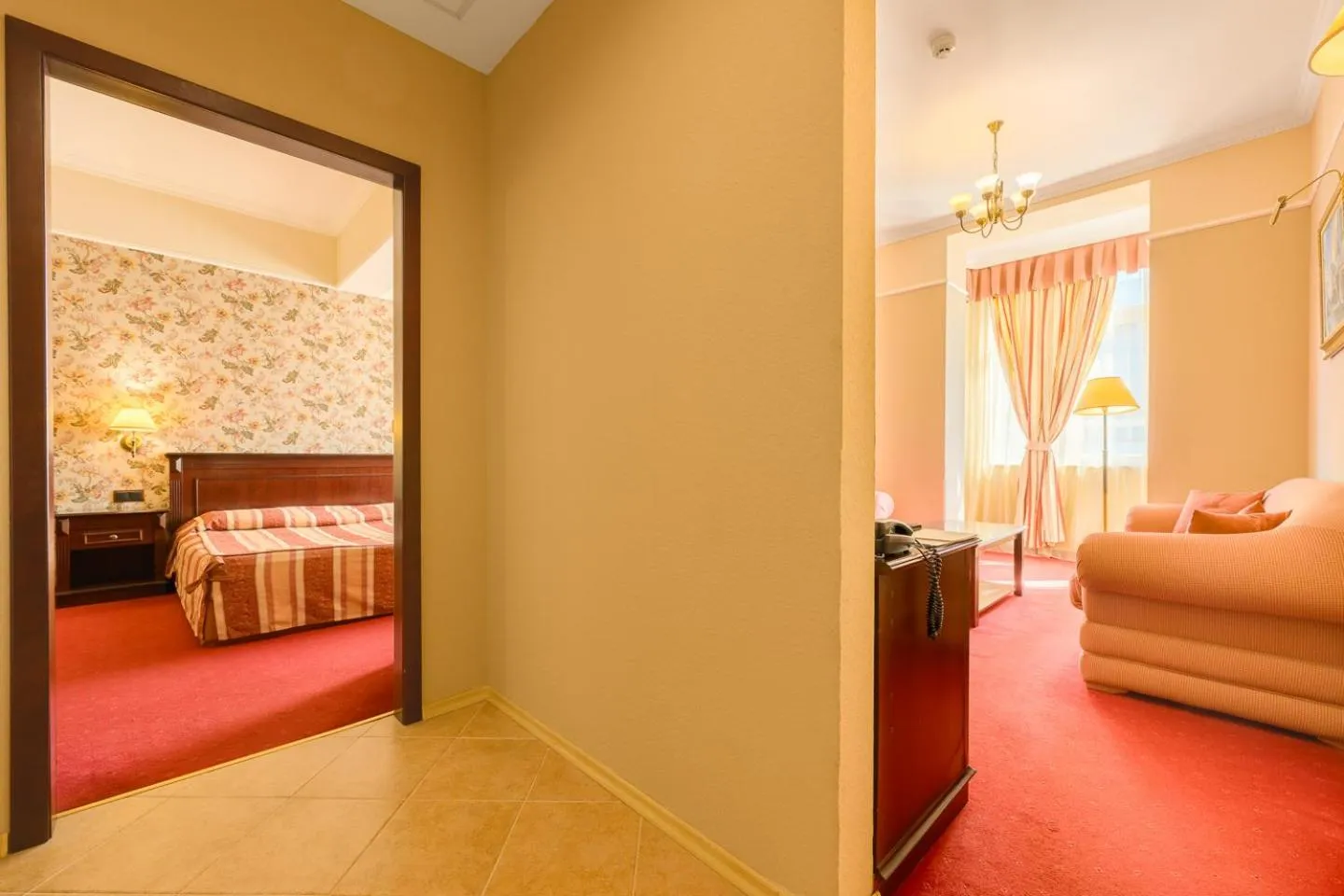 Bed in Boutique Splendid Hotel