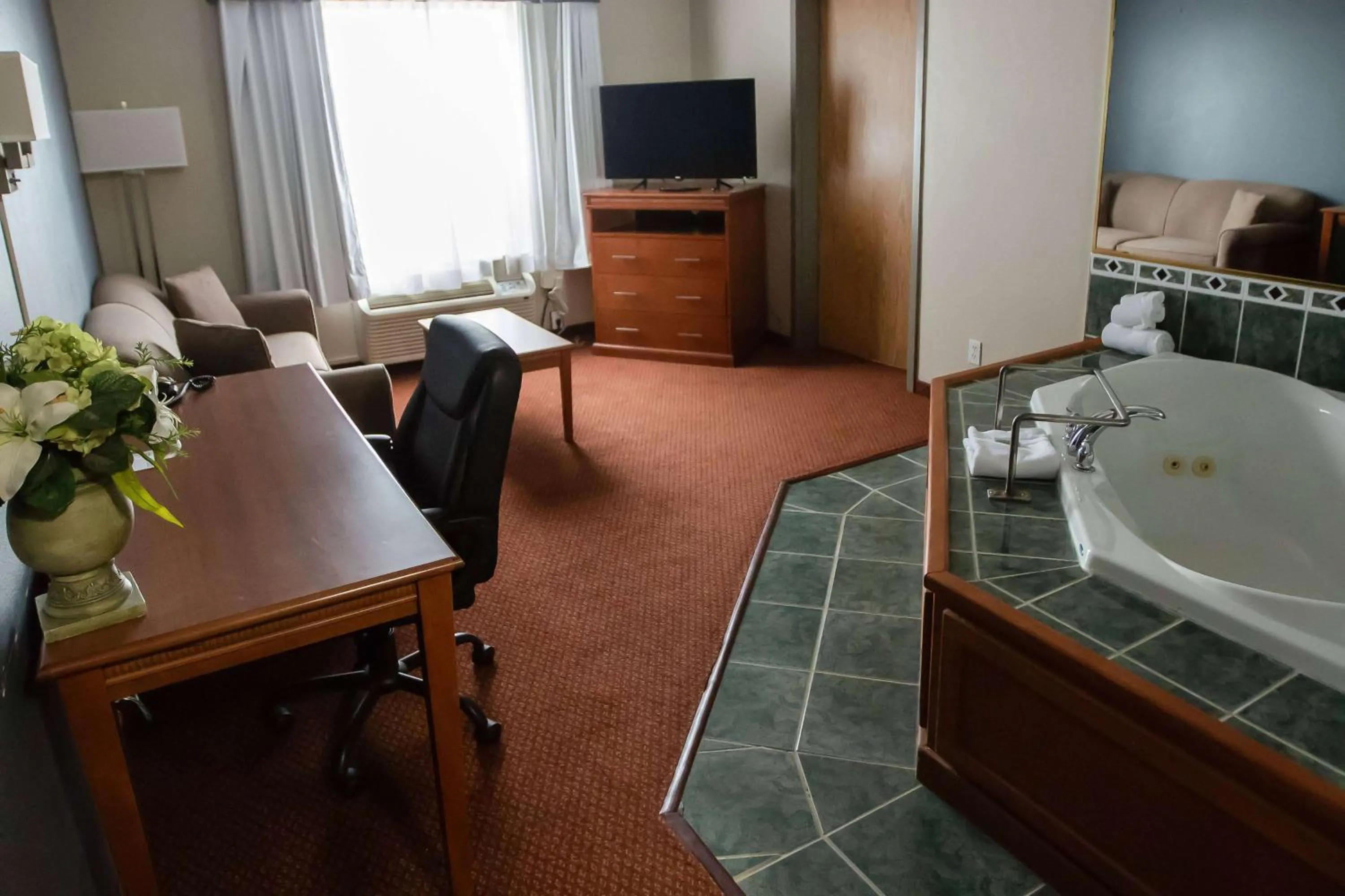 Photo of the whole room in Super 8 by Wyndham Whitecourt