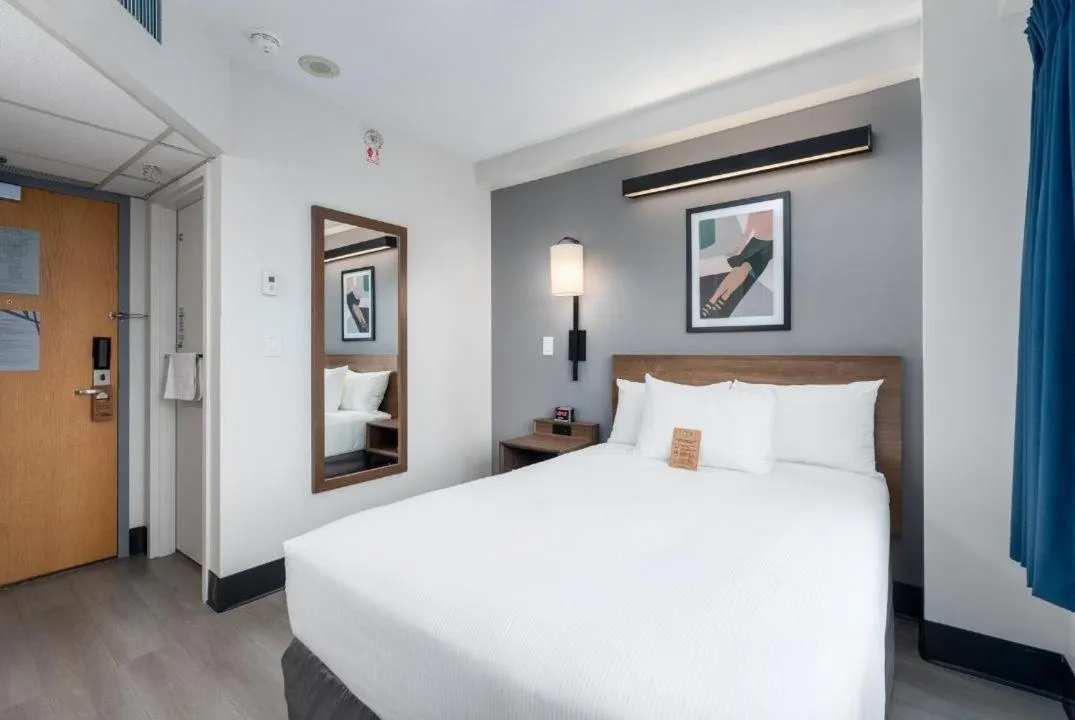 Bed in Hotel Willo - previously known YWCA Hotel