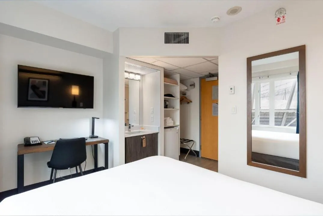 Bed in Hotel Willo - previously known YWCA Hotel