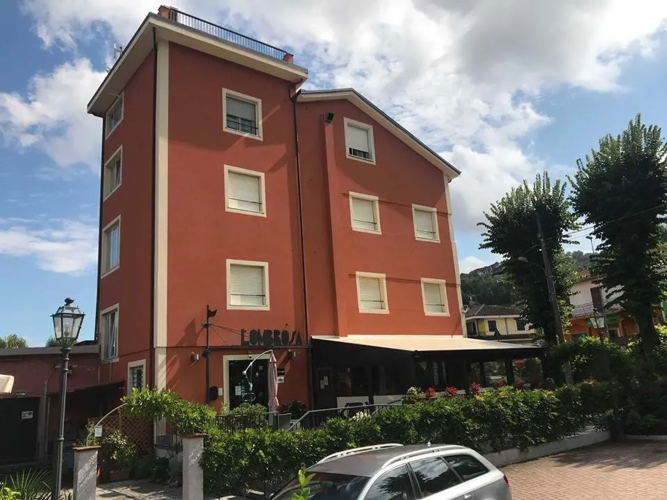 Property building in Locanda L'Ombrosa