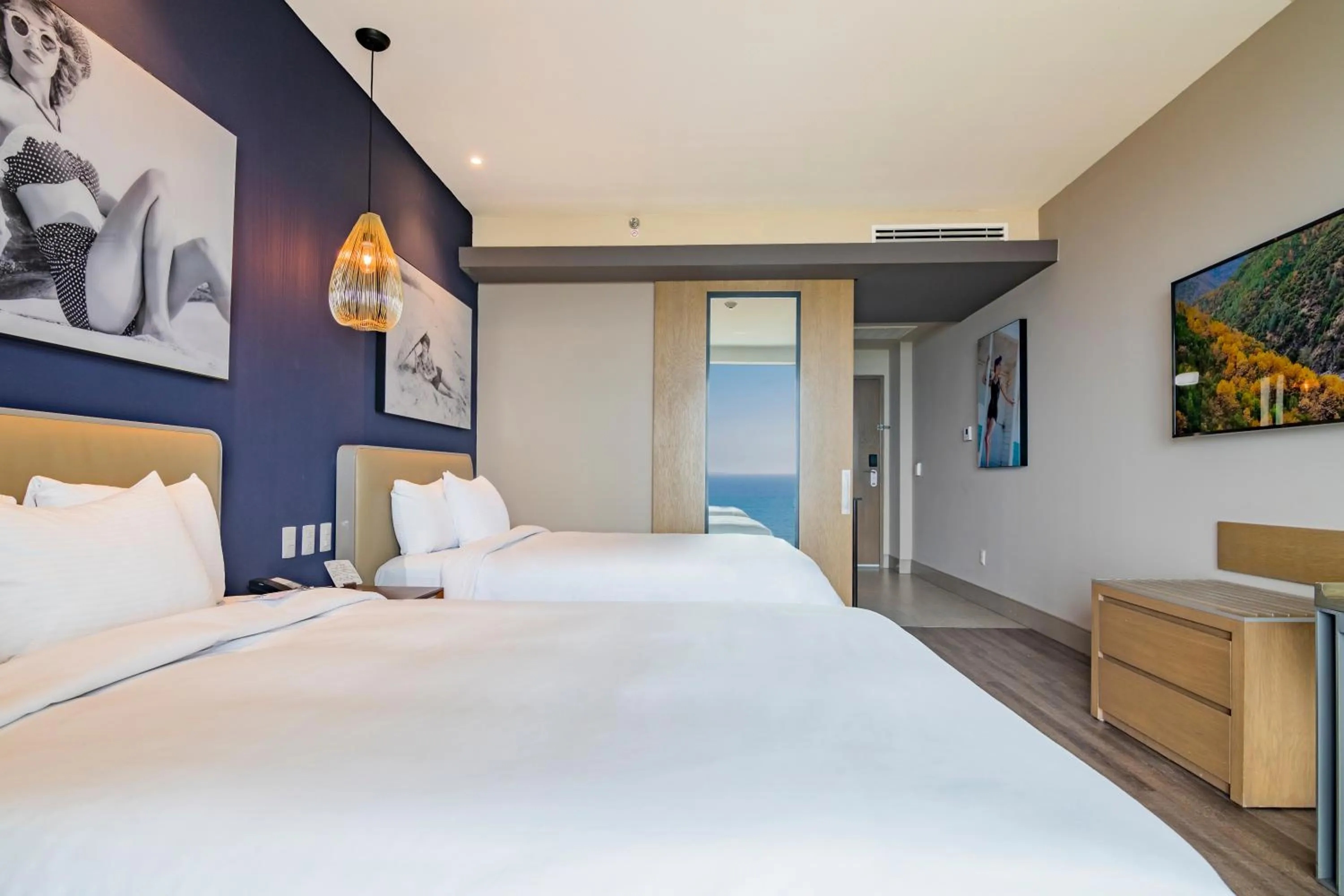 Bed in Torre Lucerna Hotel Ensenada