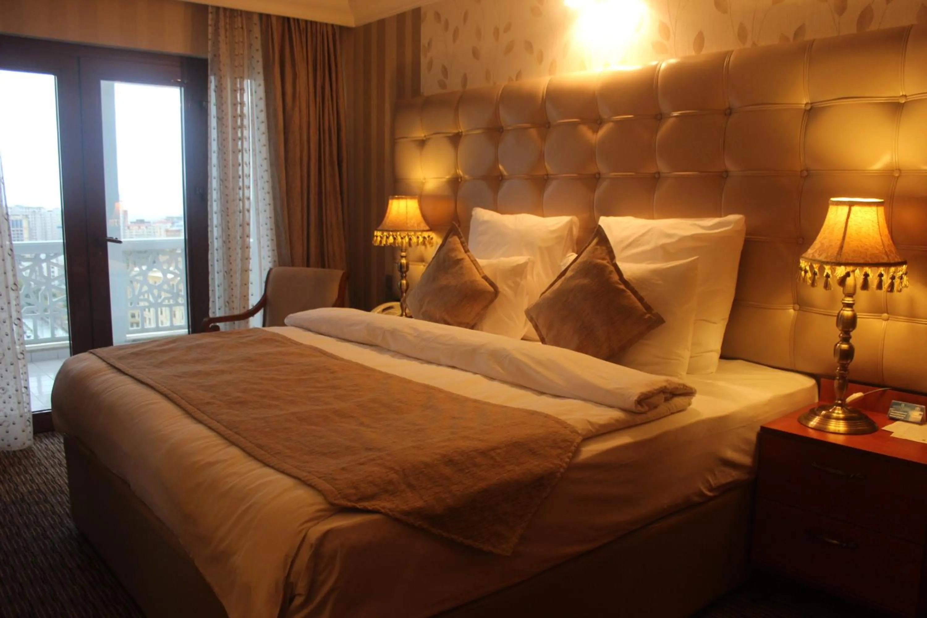 Bed in Grand Hotel Europe