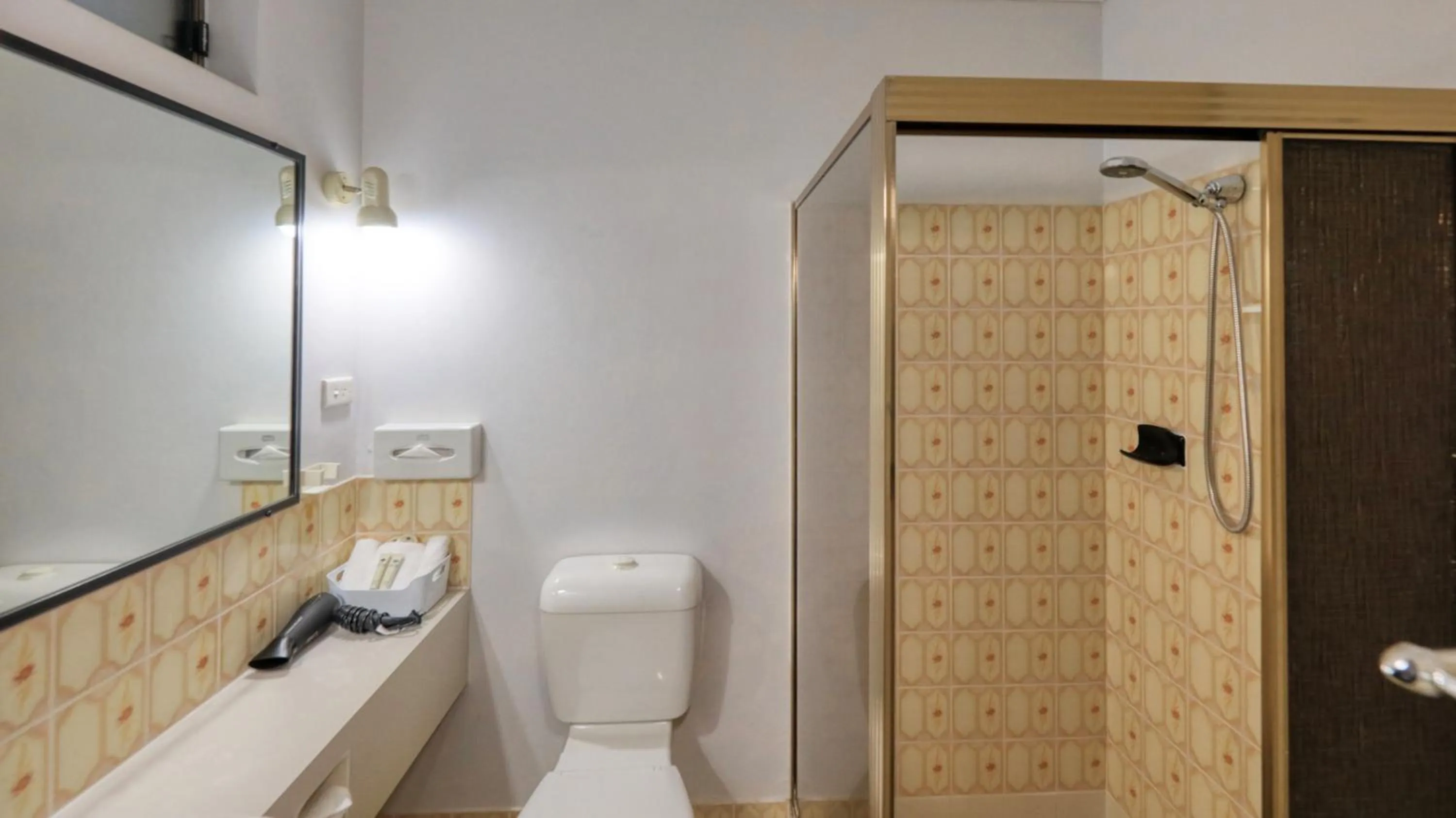 Shower in Kempsey Powerhouse Motel