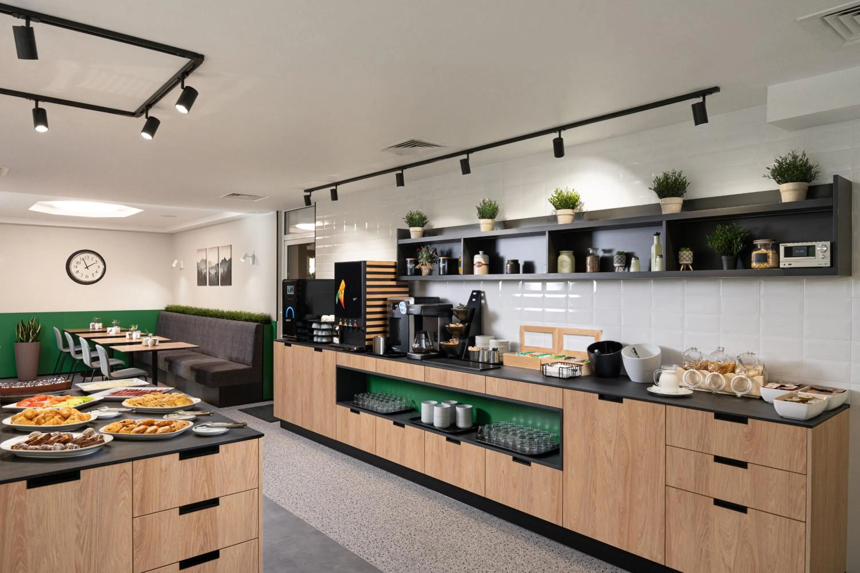 Breakfast in Jasmin Hotel